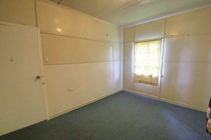 38 Dalton Street, Monto QLD 4630, Monto - Thumbnail 6