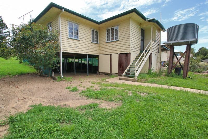 38 Dalton Street, Monto QLD 4630, Monto - Thumbnail 8