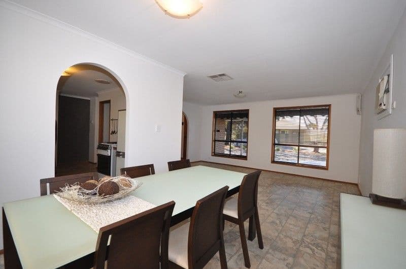 72 Federation Way, ANDREWS FARM SA 5114, Andrews Farm - Thumbnail 2