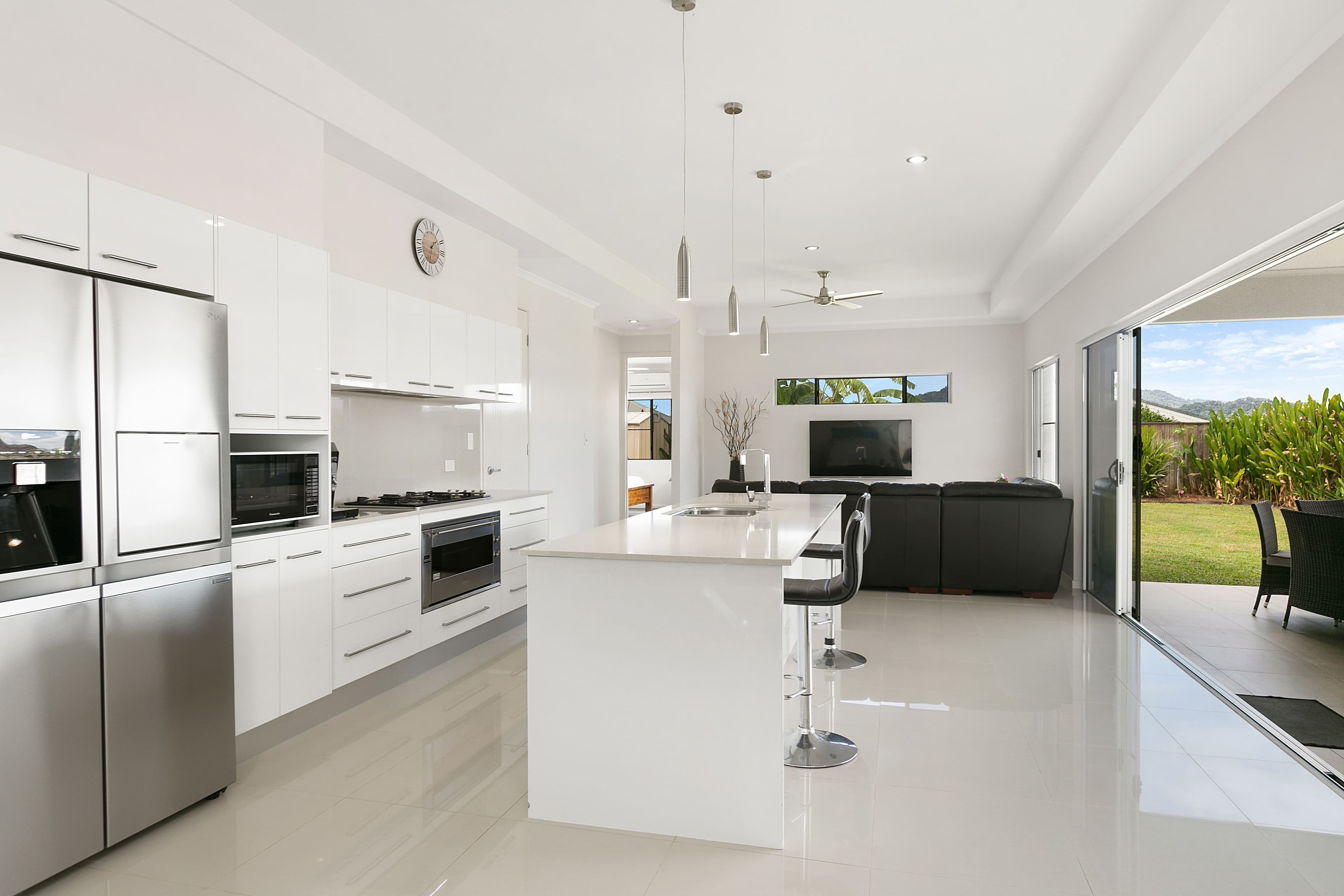 27 Botany Avenue, Redlynch QLD 4870, Redlynch - Thumbnail 3