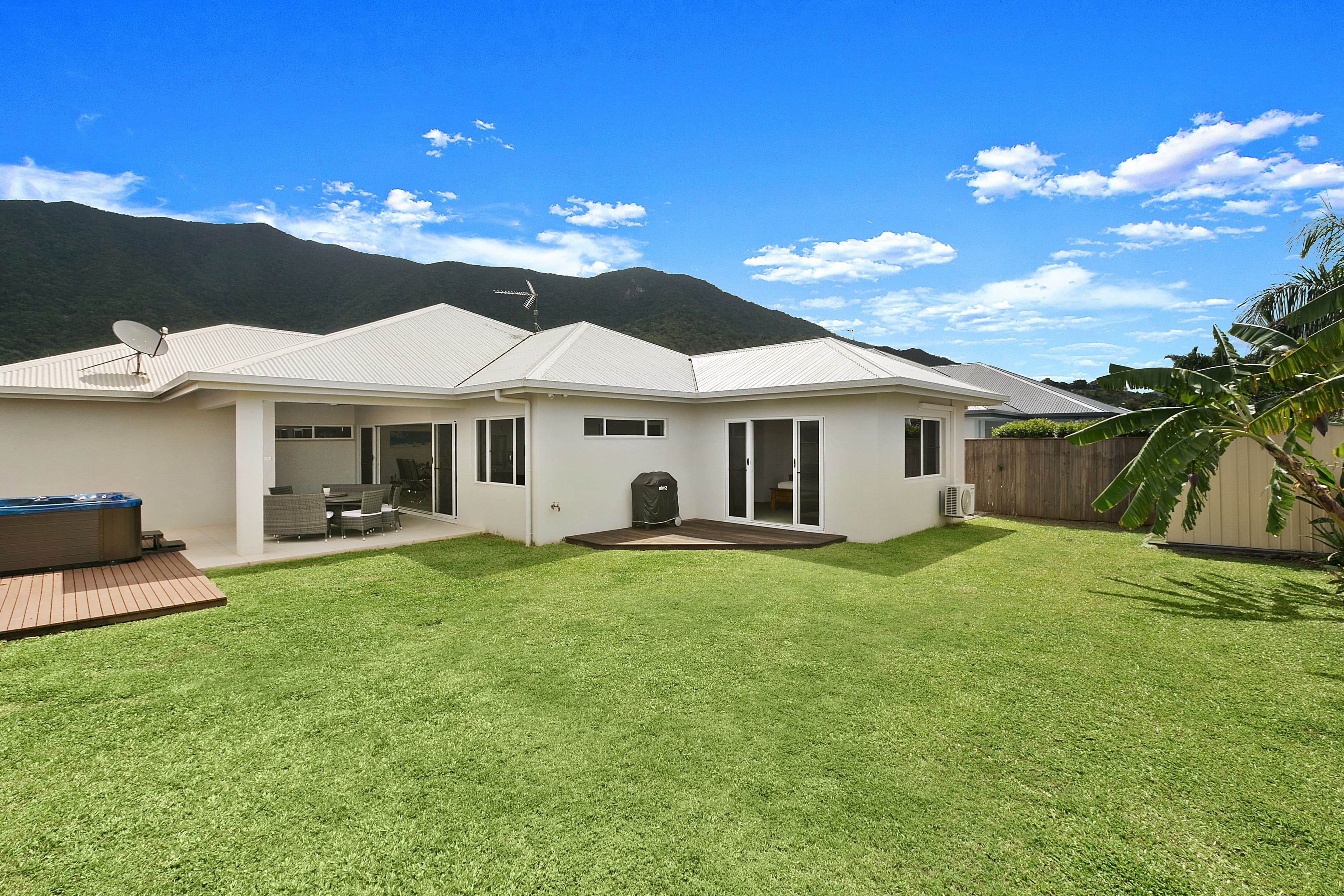 27 Botany Avenue, Redlynch QLD 4870, Redlynch - Thumbnail 8