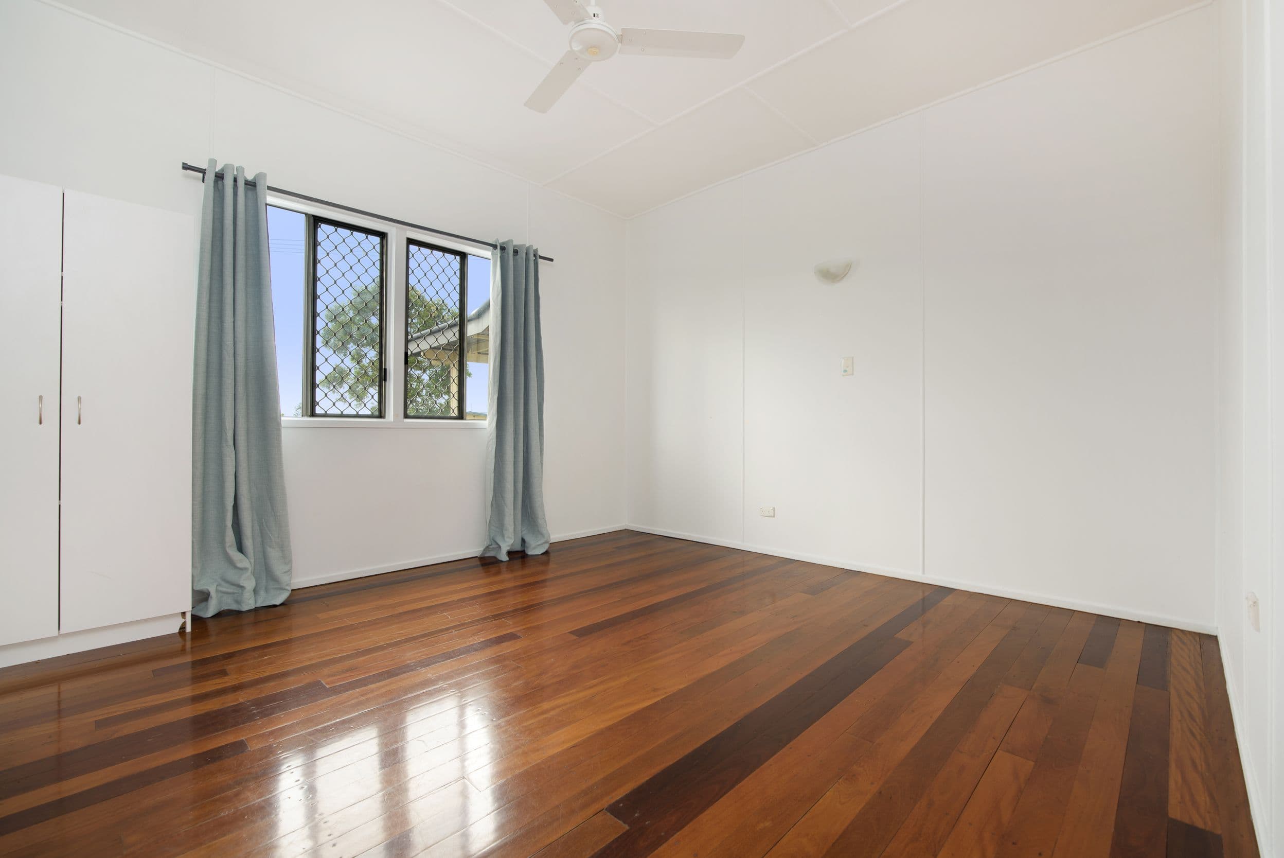 19 MYLNE Street, West Gladstone QLD 4680, West Gladstone - Thumbnail 8