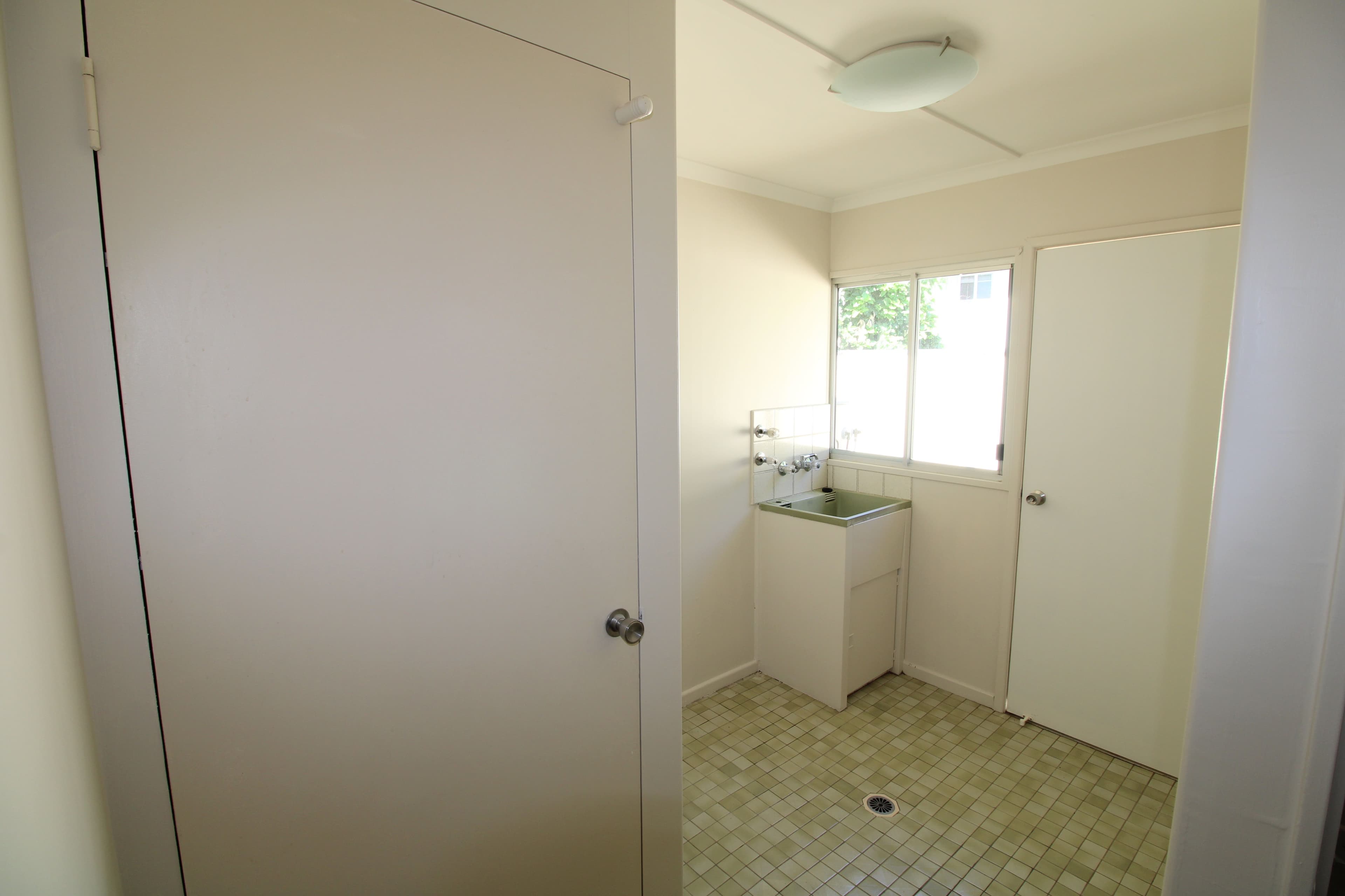 11 Carbeen Place, Emerald QLD 4720, Emerald - Thumbnail 8