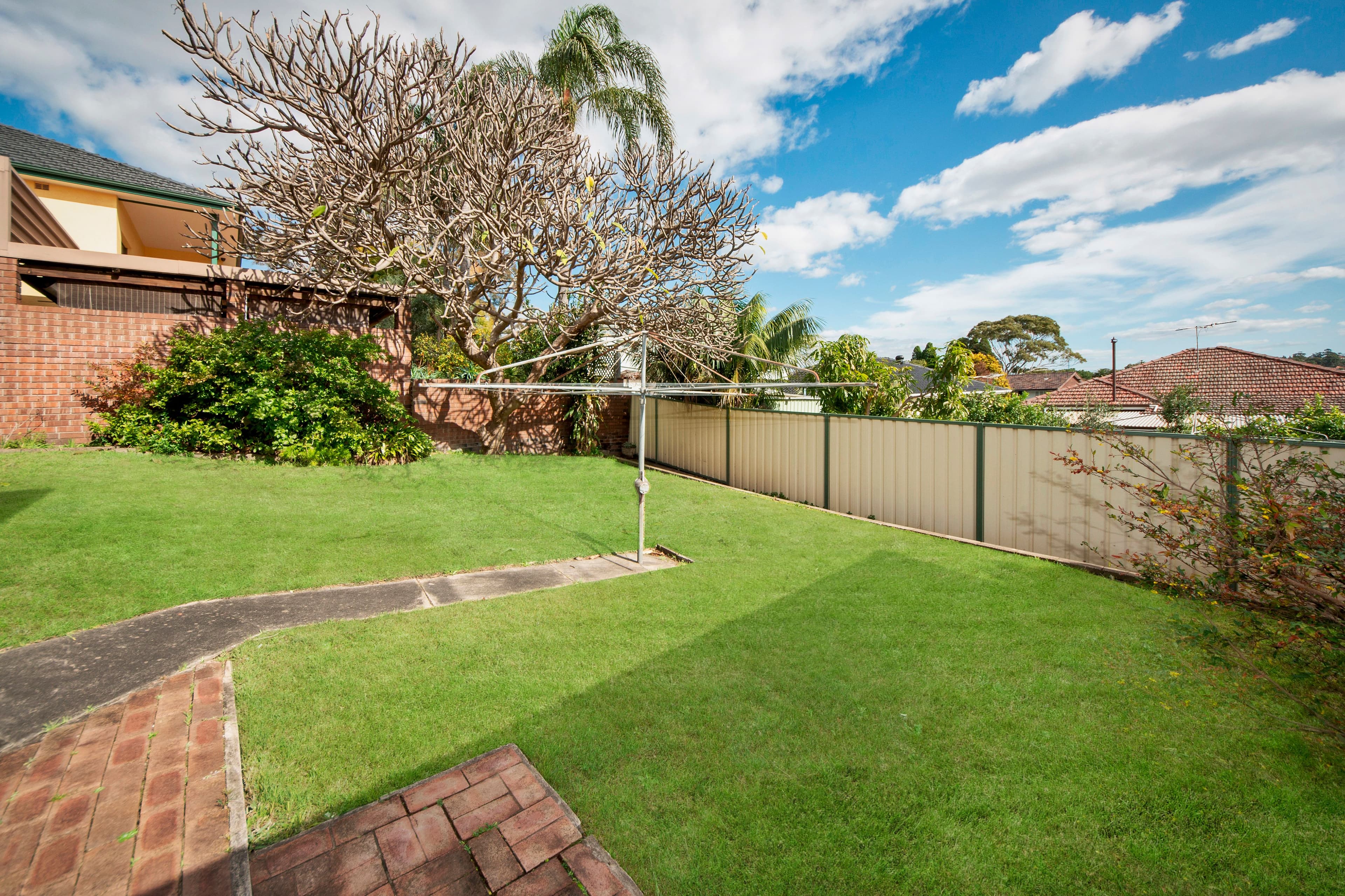 33 Ercildoune Avenue, Beverley Park NSW 2217, Beverley Park - Thumbnail 2