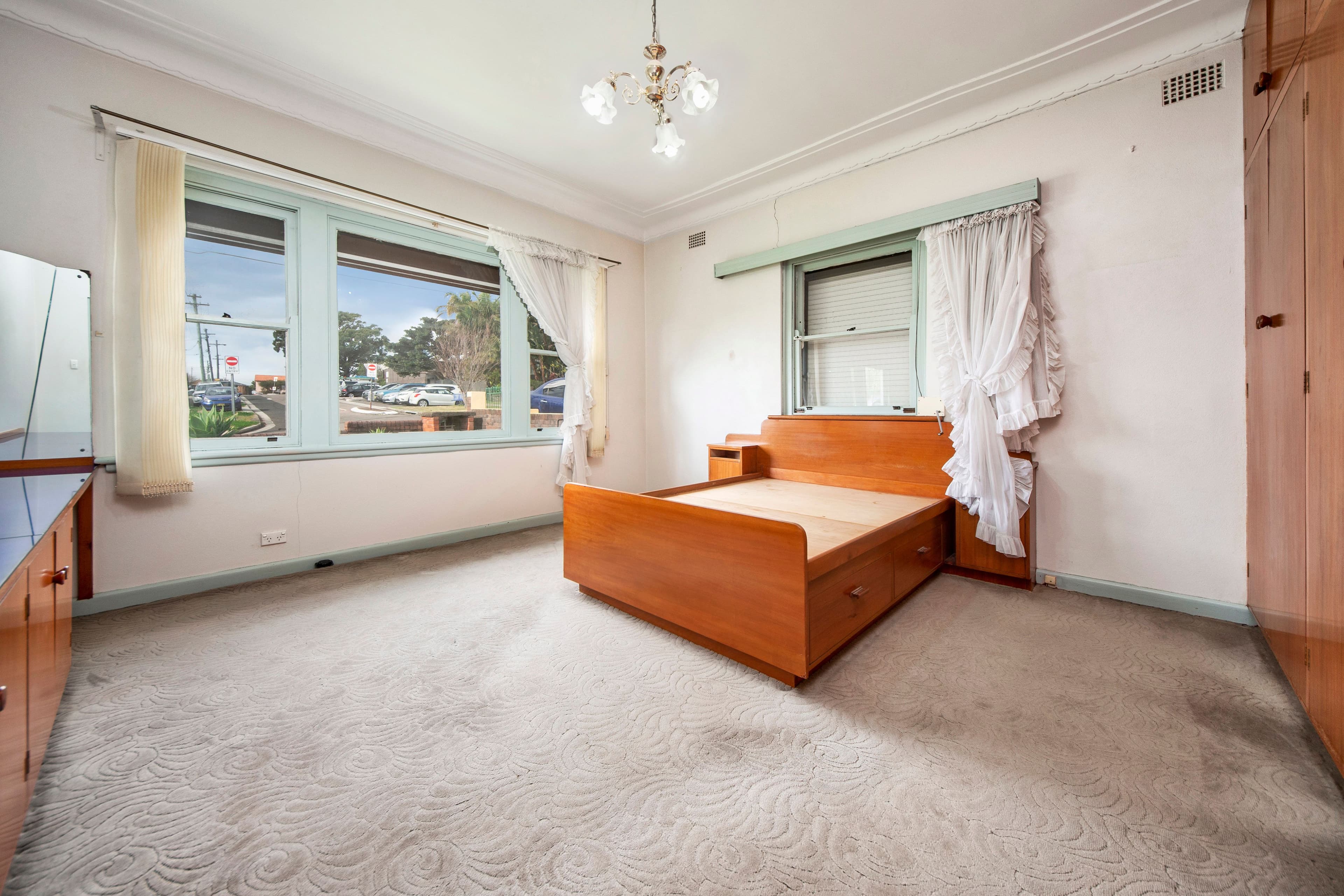 33 Ercildoune Avenue, Beverley Park NSW 2217, Beverley Park - Thumbnail 5