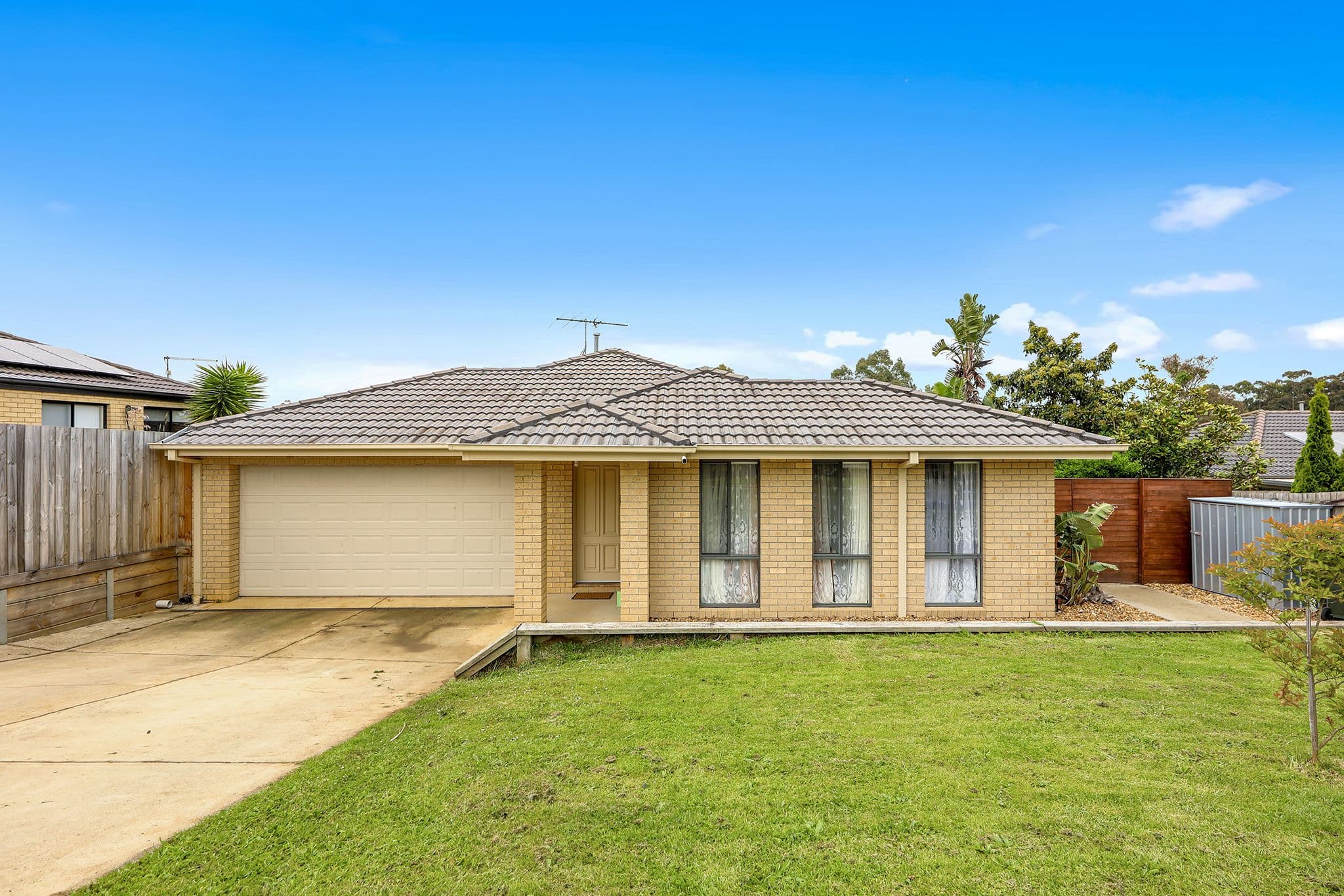5 White Gum Court, Drouin VIC 3818, Drouin - Image 1