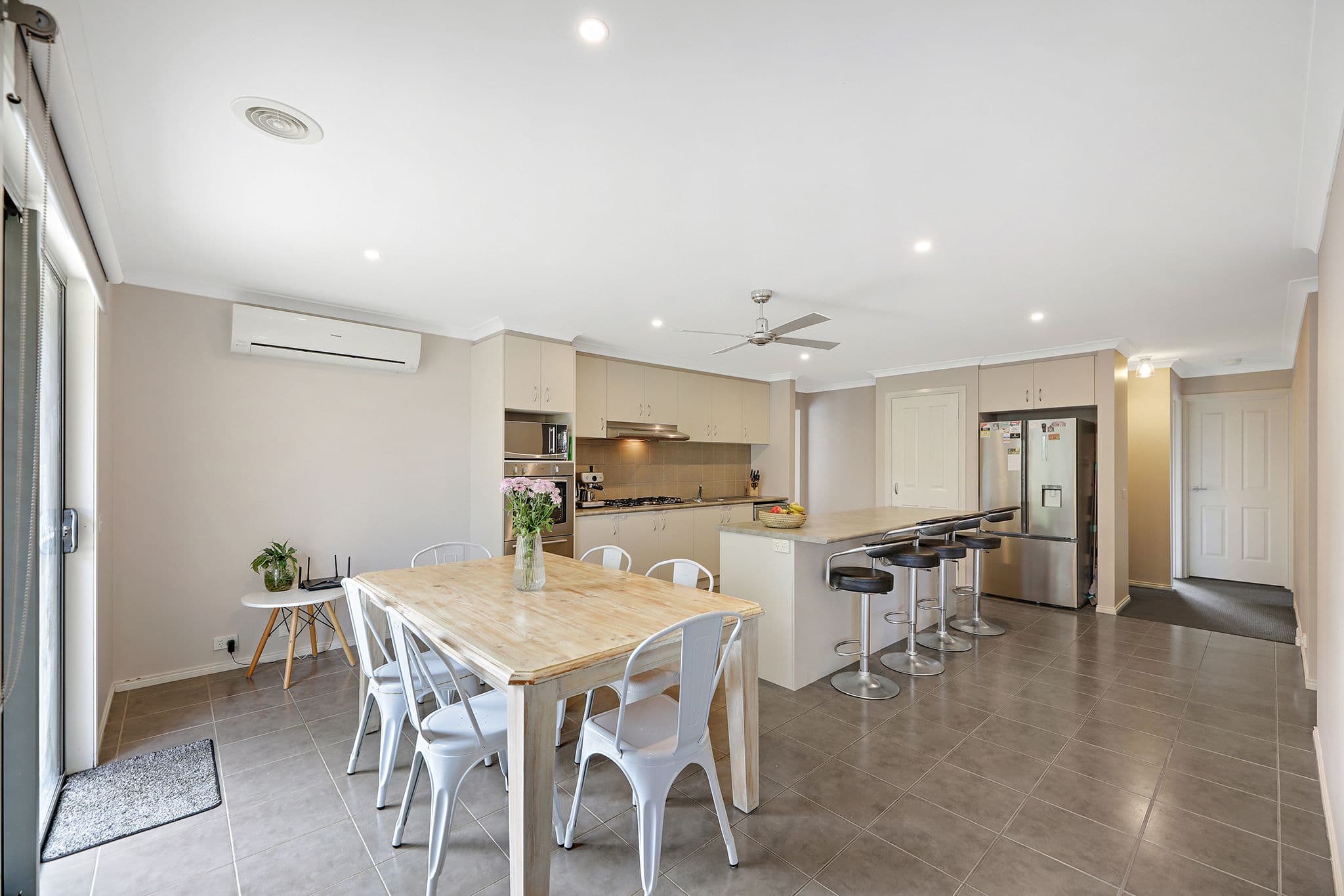 5 White Gum Court, Drouin VIC 3818, Drouin - Thumbnail 3