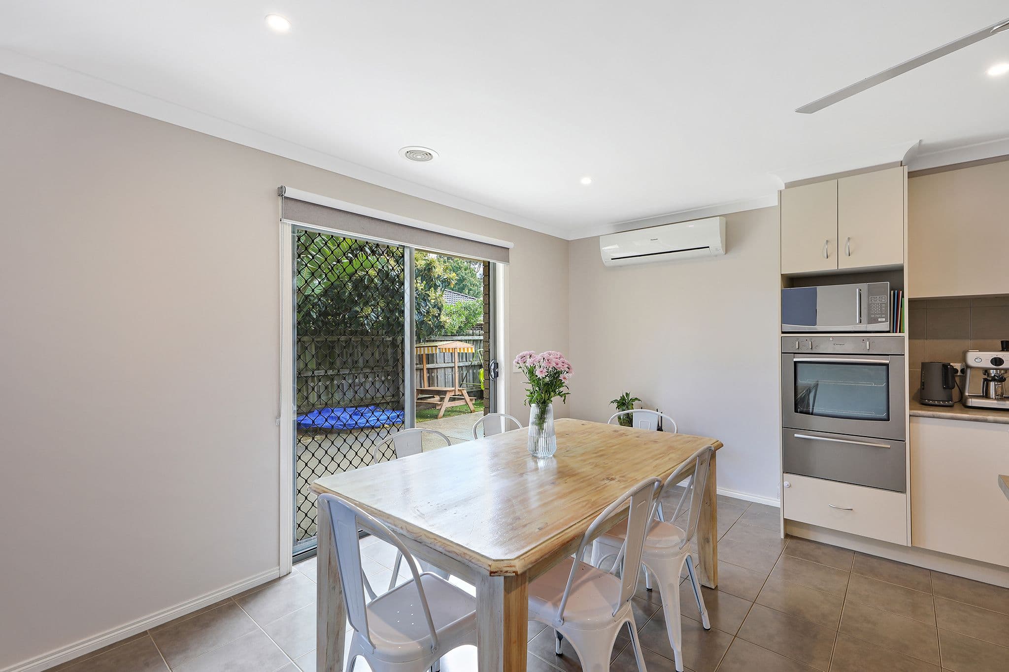 5 White Gum Court, Drouin VIC 3818, Drouin - Thumbnail 4