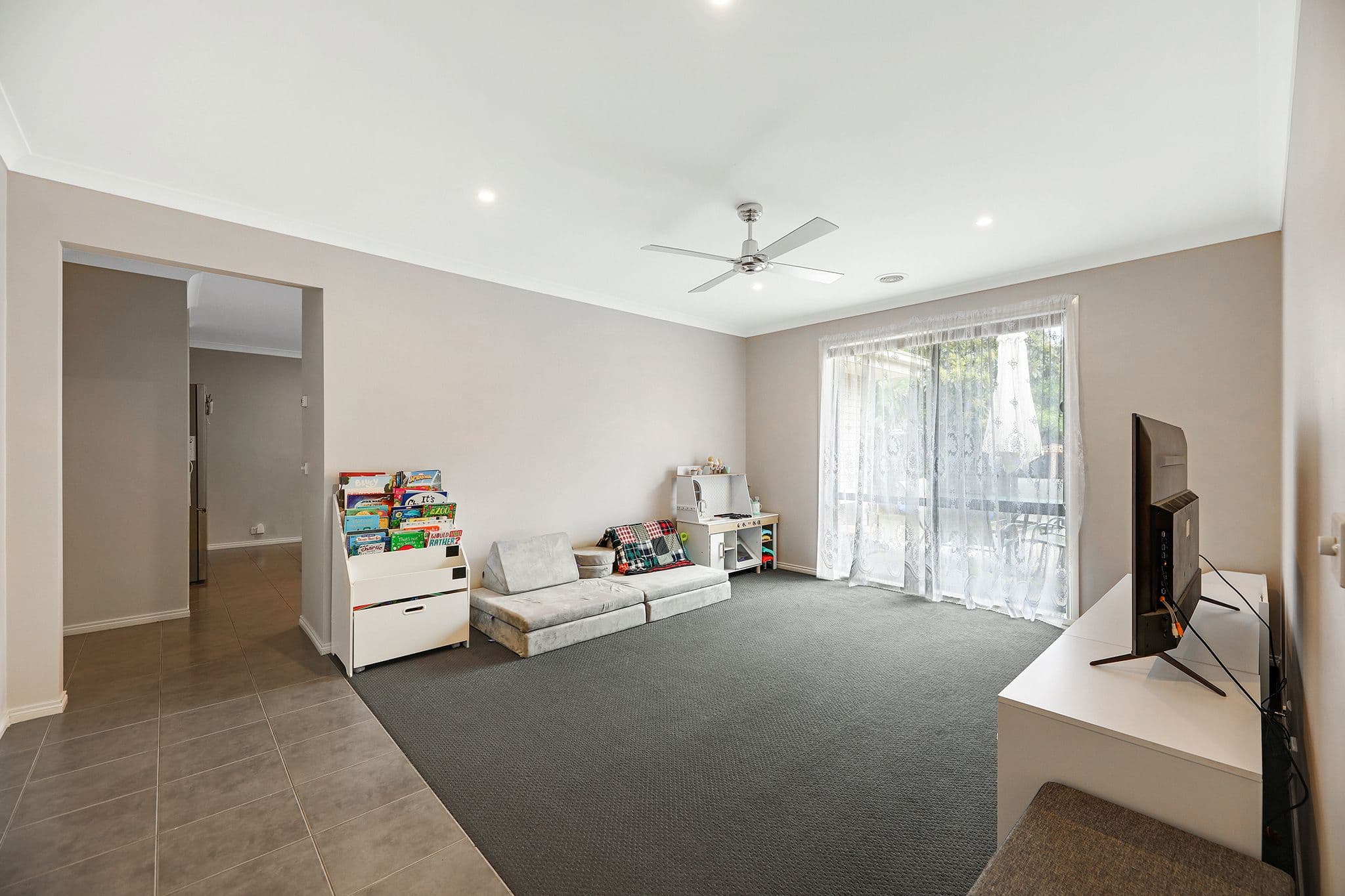 5 White Gum Court, Drouin VIC 3818, Drouin - Thumbnail 7