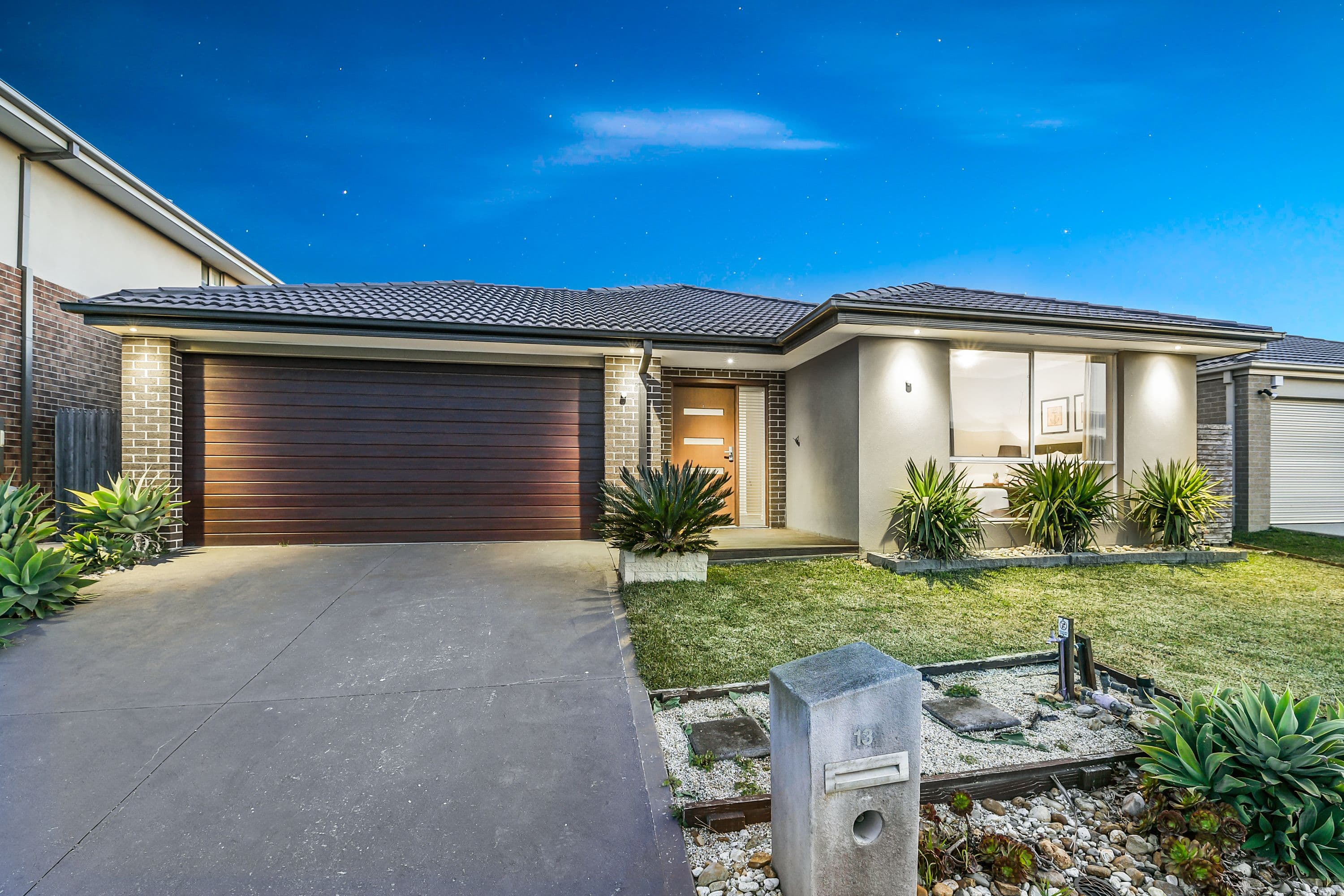 13 Chorus Way, Cranbourne East VIC 3977, Cranbourne East - Thumbnail 2