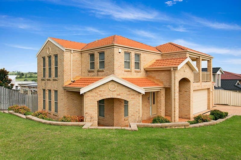 16 Moreton Place, Flinders - Image 1