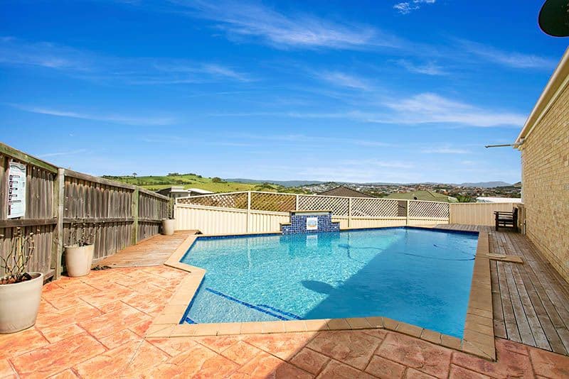 16 Moreton Place, Flinders - Thumbnail 2
