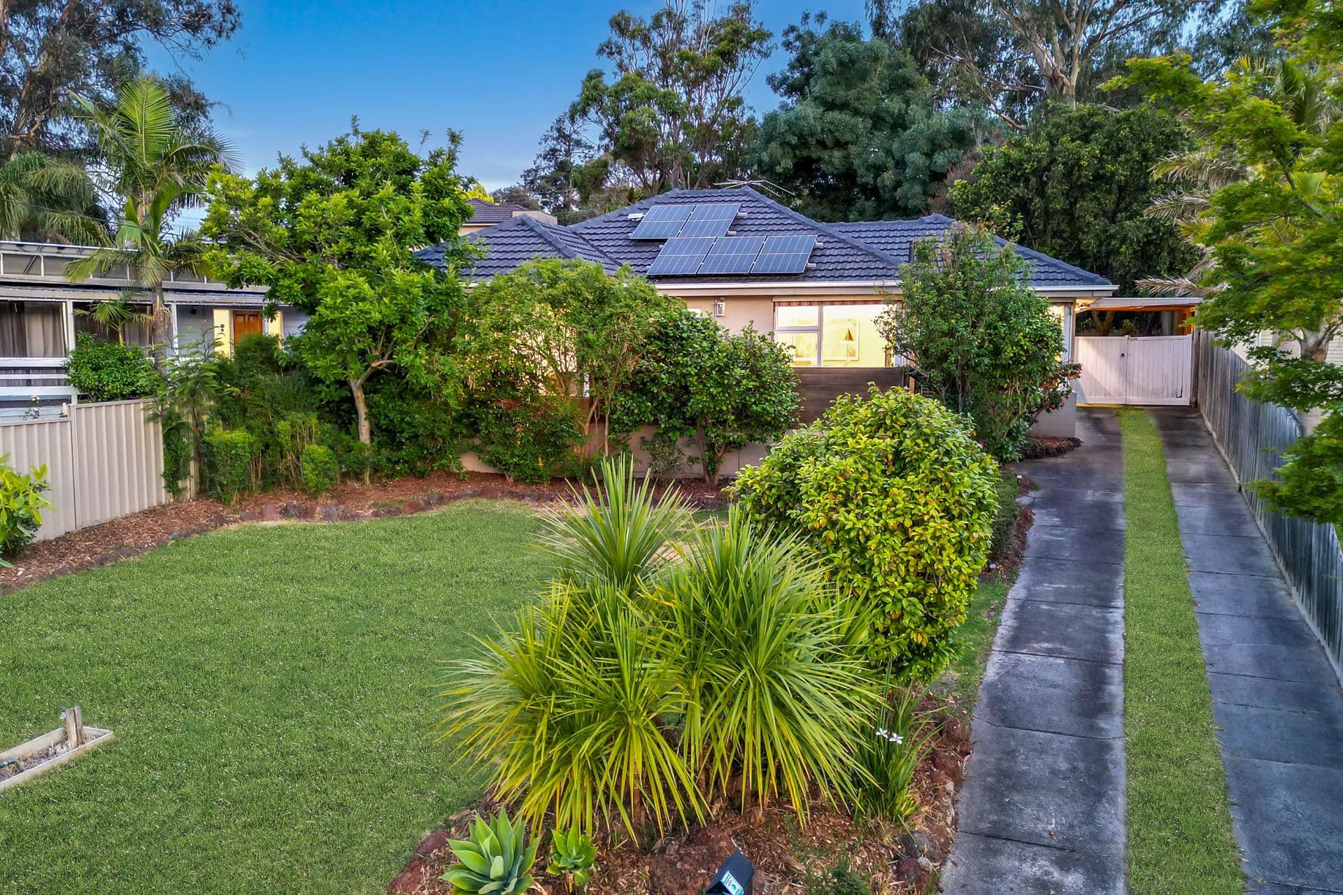 16 Bareena Avenue, Rowville VIC 3178, Rowville - Image 1
