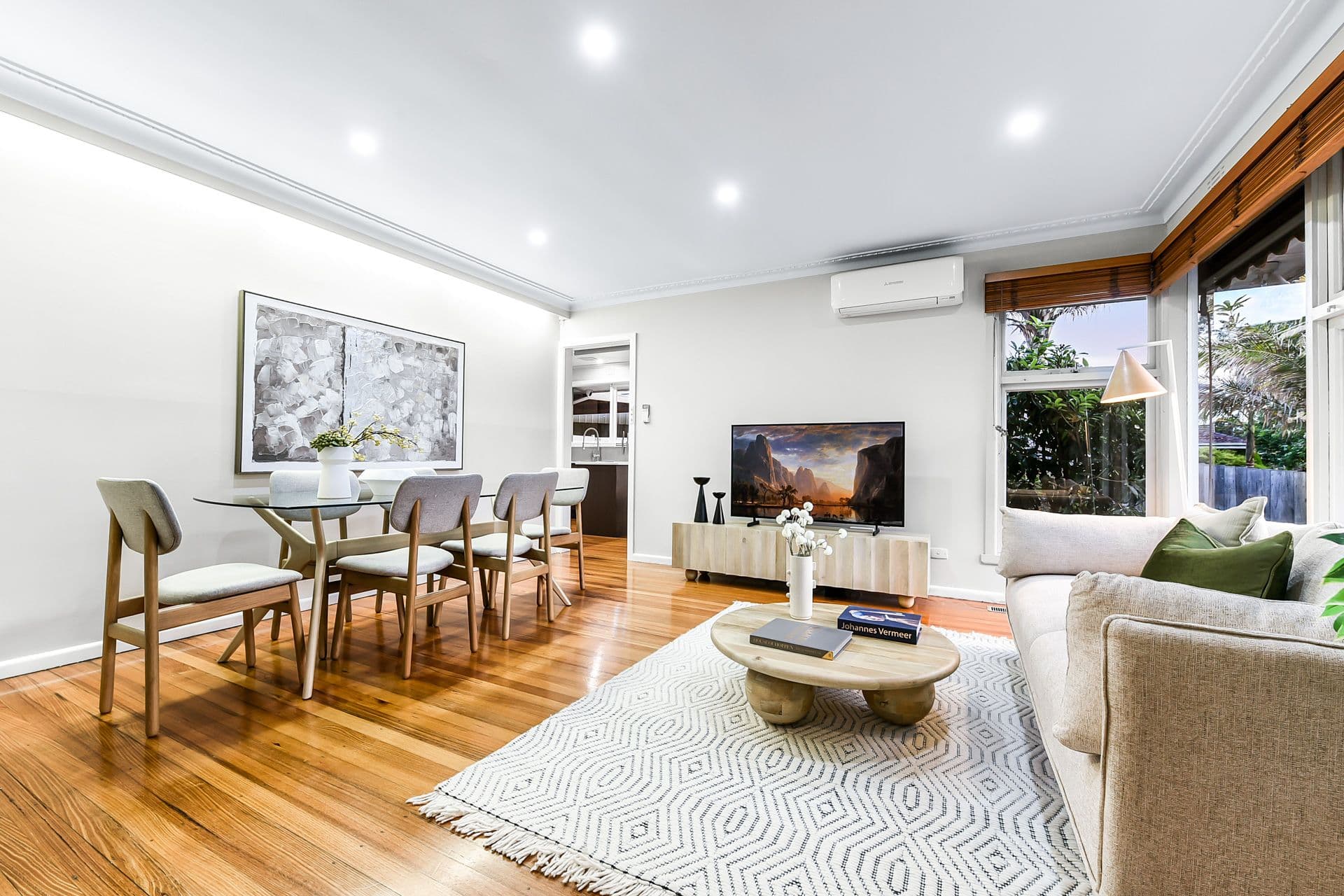 16 Bareena Avenue, Rowville VIC 3178, Rowville - Thumbnail 4