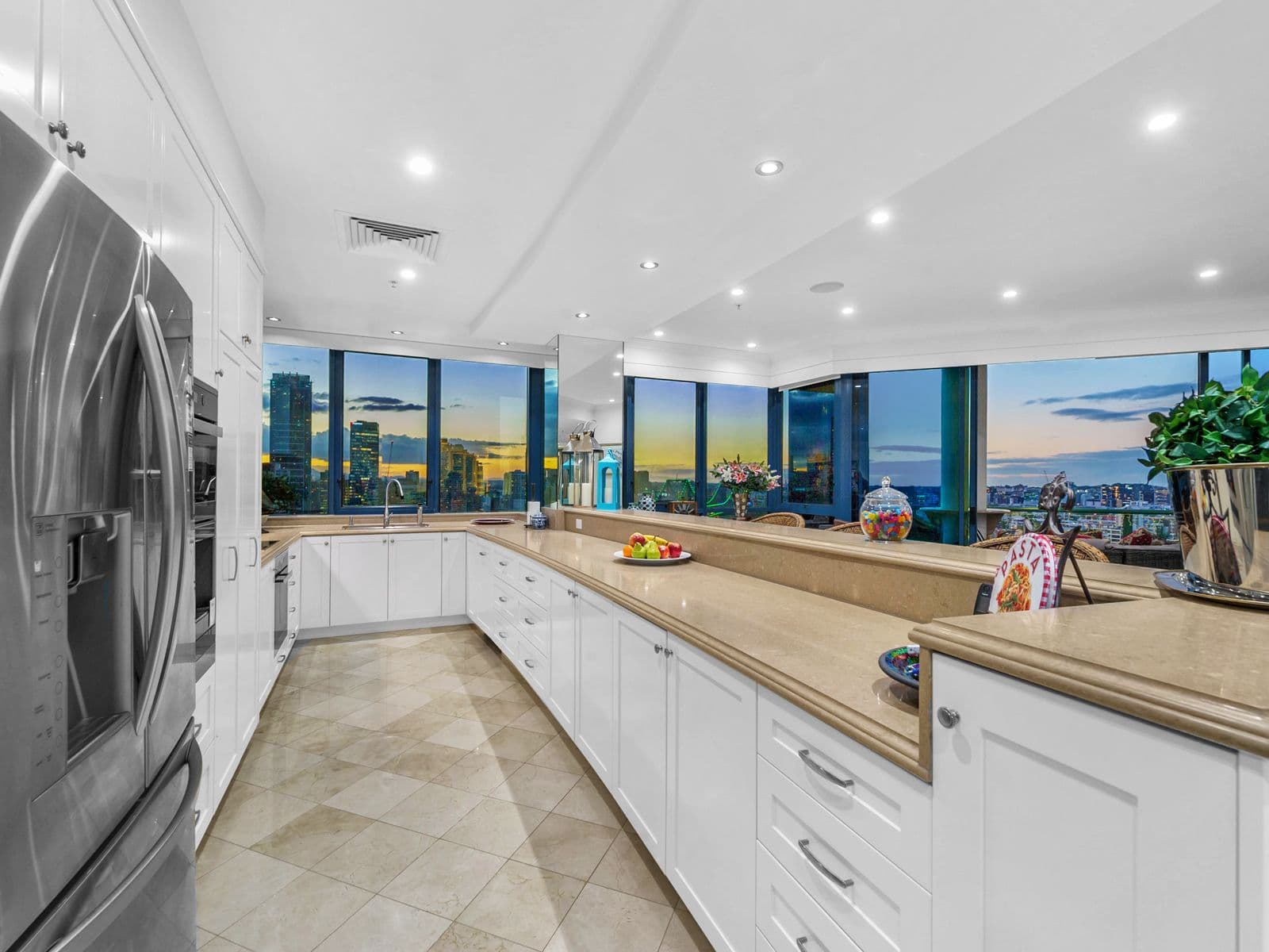 8 Goodwin Street, Kangaroo Point QLD 4169, Kangaroo Point - Thumbnail 7