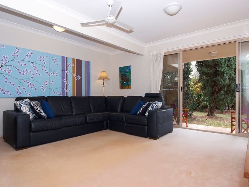 27 Kentia Court, ELANORA QLD 4221, Elanora - Thumbnail 6