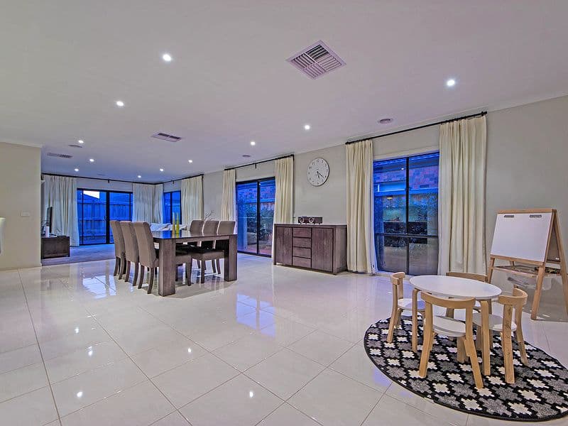5 Spartan Way, Williams Landing VIC 3027, Williams Landing - Thumbnail 2