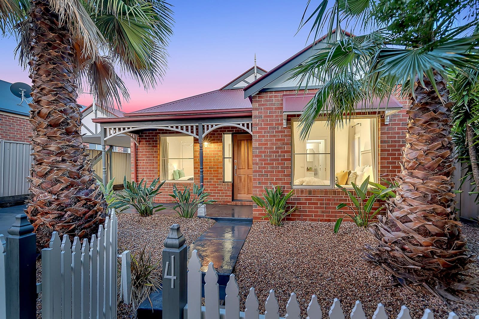4 Mittagong Rise, Craigieburn VIC 3064, Craigieburn - Image 1