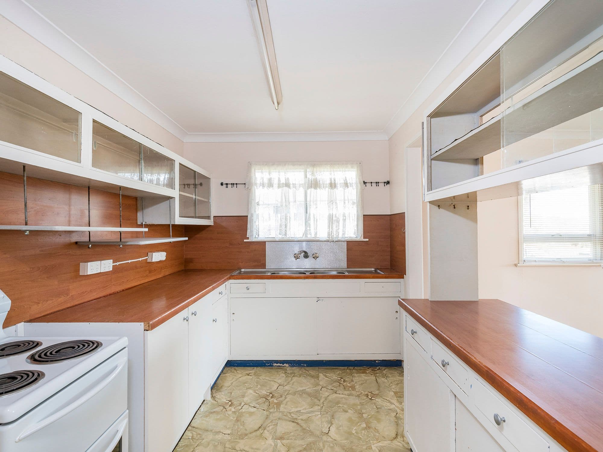 17 Coolong Street, Mount Gravatt East QLD 4122, Mount Gravatt East - Thumbnail 3