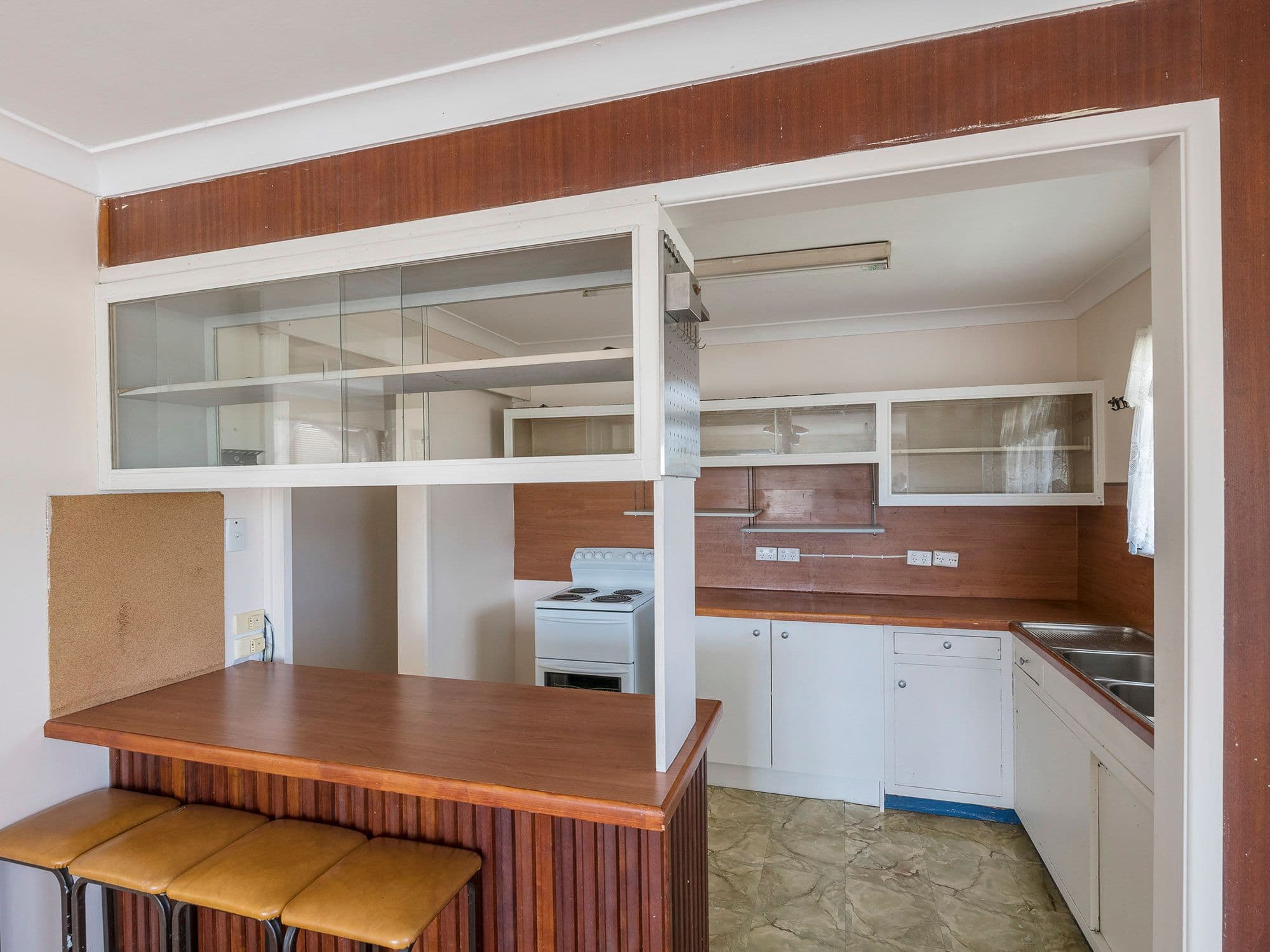 17 Coolong Street, Mount Gravatt East QLD 4122, Mount Gravatt East - Thumbnail 4