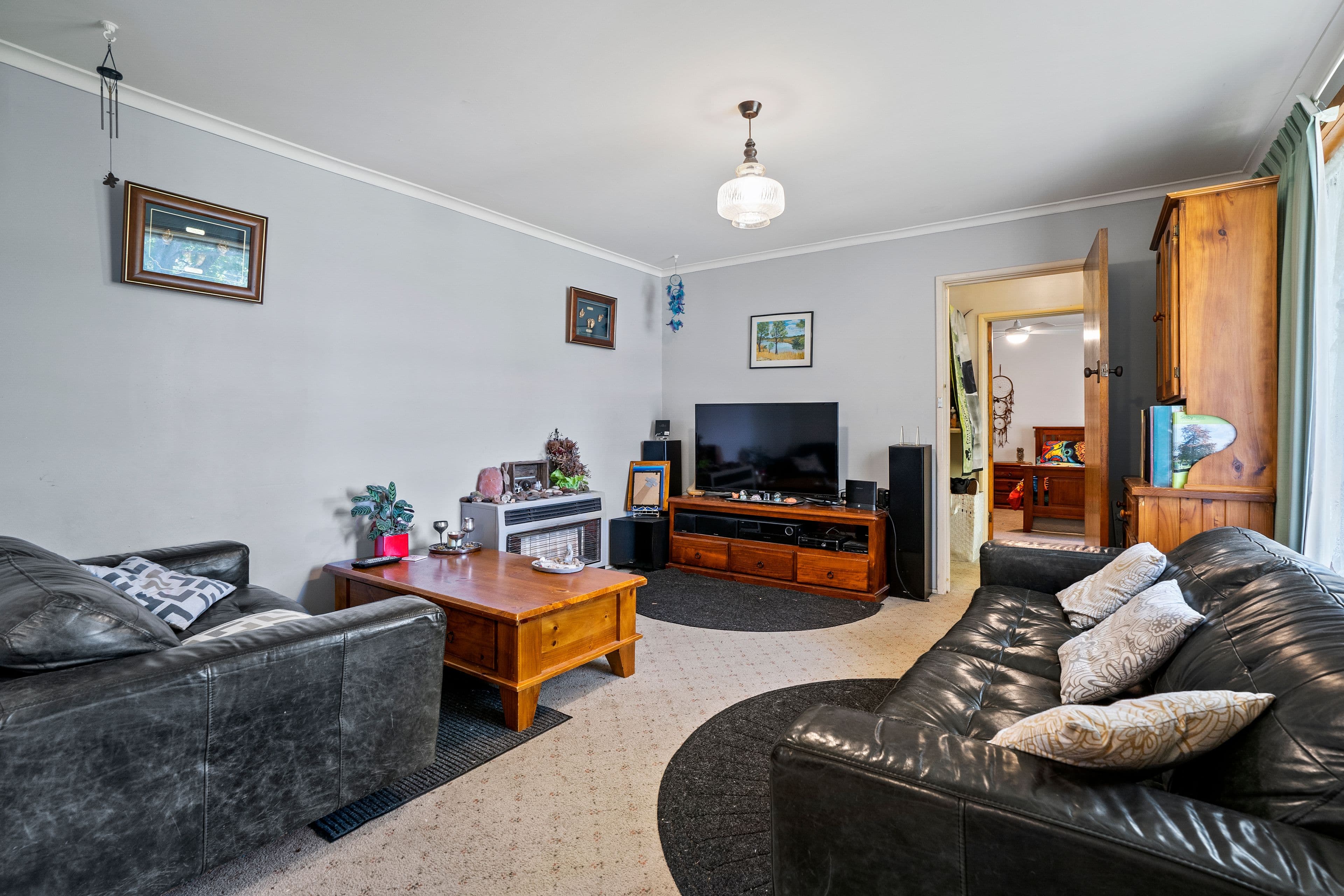 4 Mason Street, Ferntree Gully VIC 3156, Ferntree Gully - Thumbnail 2