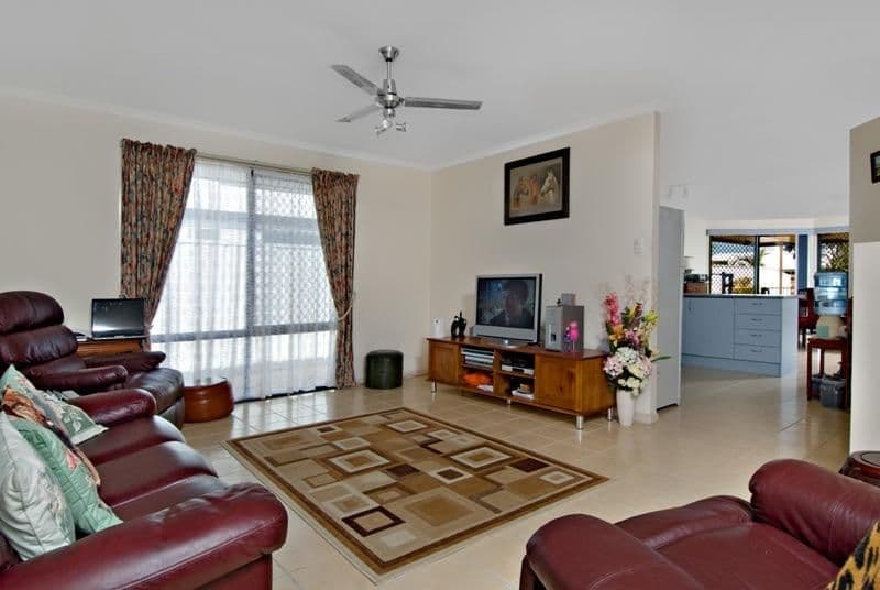 11 Hartley Crescent, PELICAN WATERS QLD 4551, Pelican Waters - Thumbnail 4