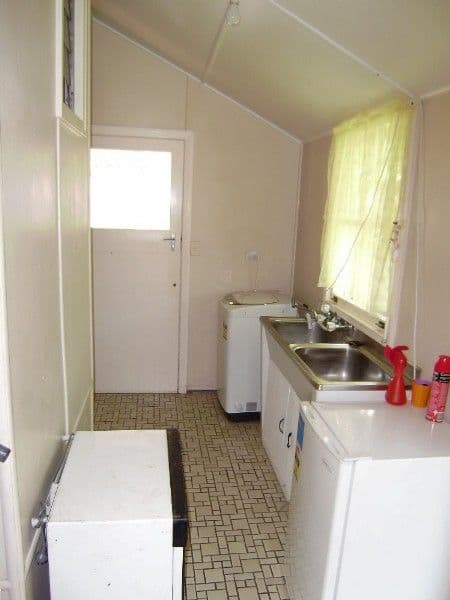 3 Glenloc Street, REDCLIFFE QLD 4020, Redcliffe - Thumbnail 7
