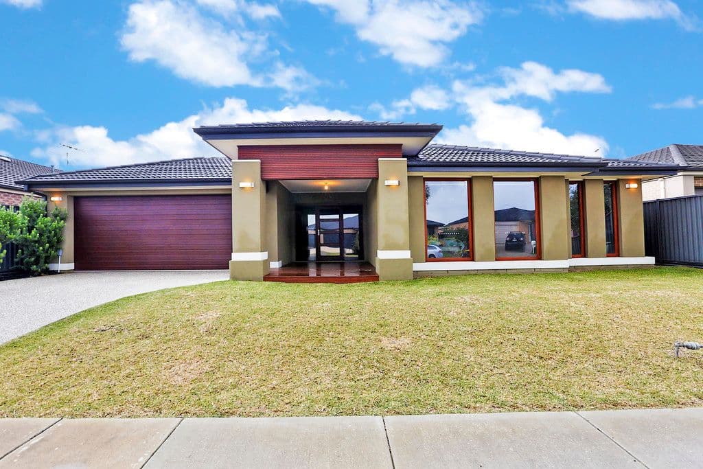 8 Mathieson Place, Lara VIC 3212, Lara - Image 1