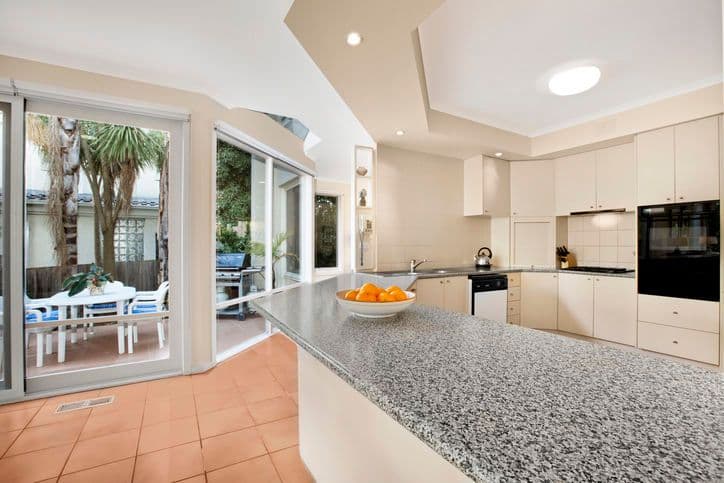22 Nedlands Court, DONCASTER EAST VIC 3109, Doncaster East - Thumbnail 7