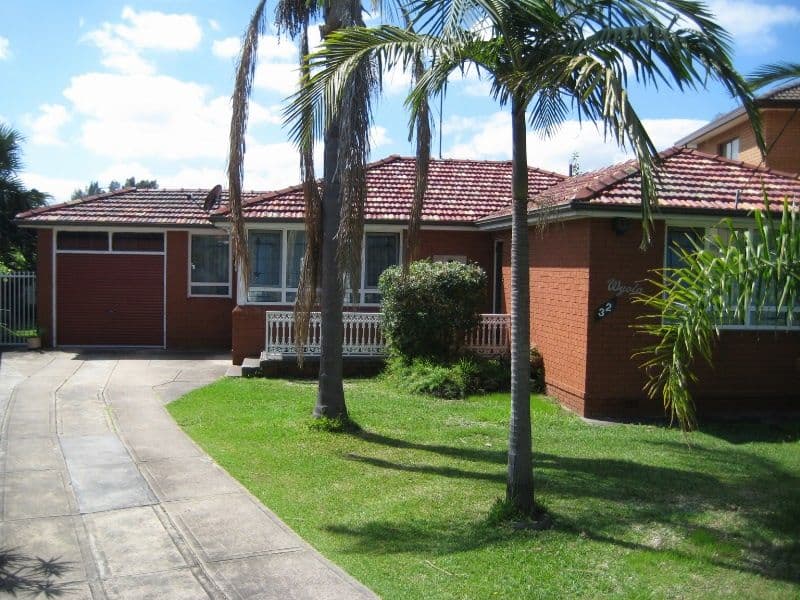 32 Chestnut Drive, BANKSIA NSW 2216, Banksia - Image 1