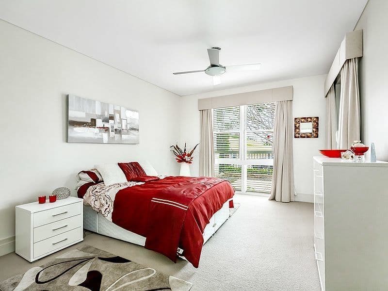 12/4 Admiralty Drive, Breakfast Point - Thumbnail 6