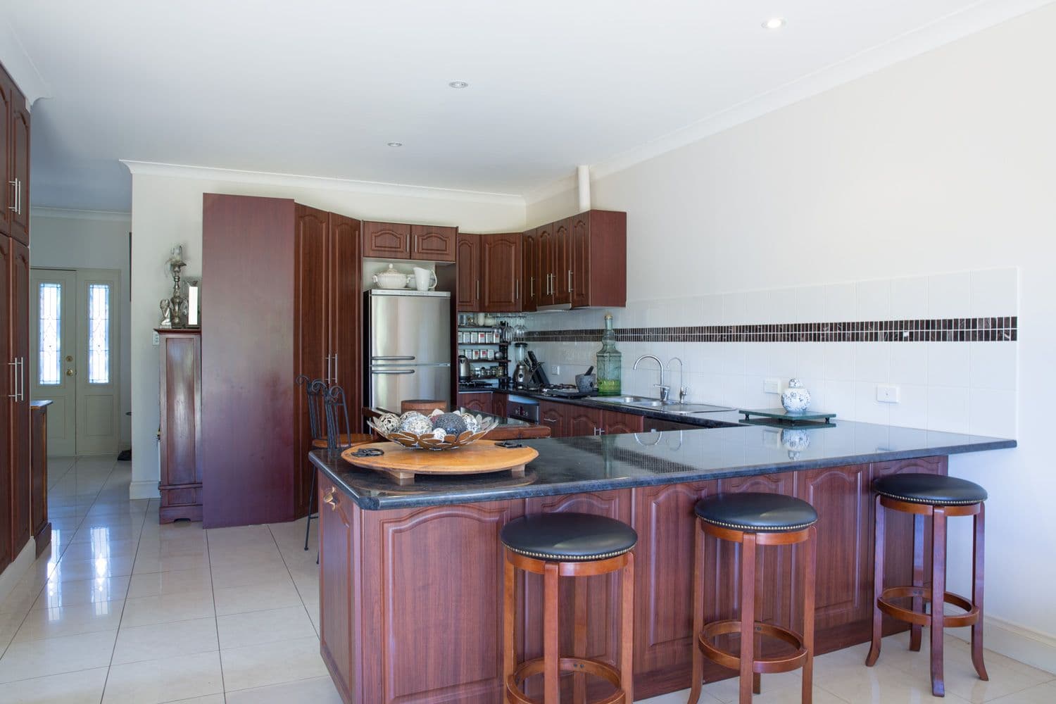 24 Yorktown Crescent, HENLEY BEACH SOUTH SA 5022, Henley Beach South - Thumbnail 3