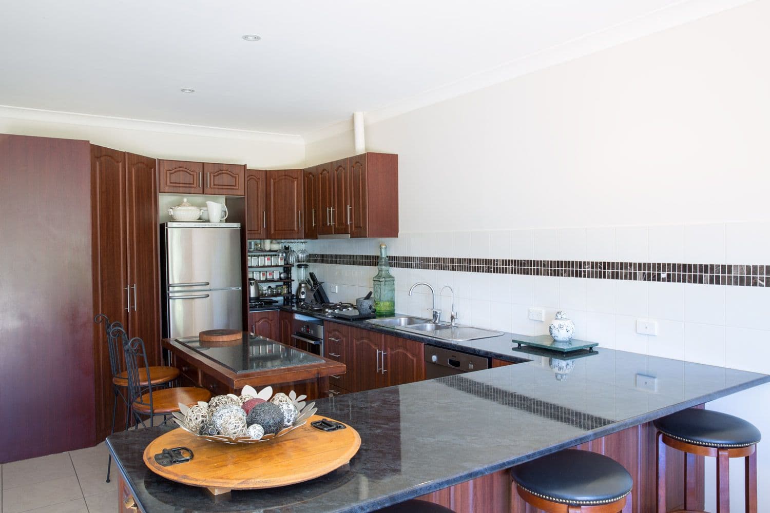24 Yorktown Crescent, HENLEY BEACH SOUTH SA 5022, Henley Beach South - Thumbnail 4