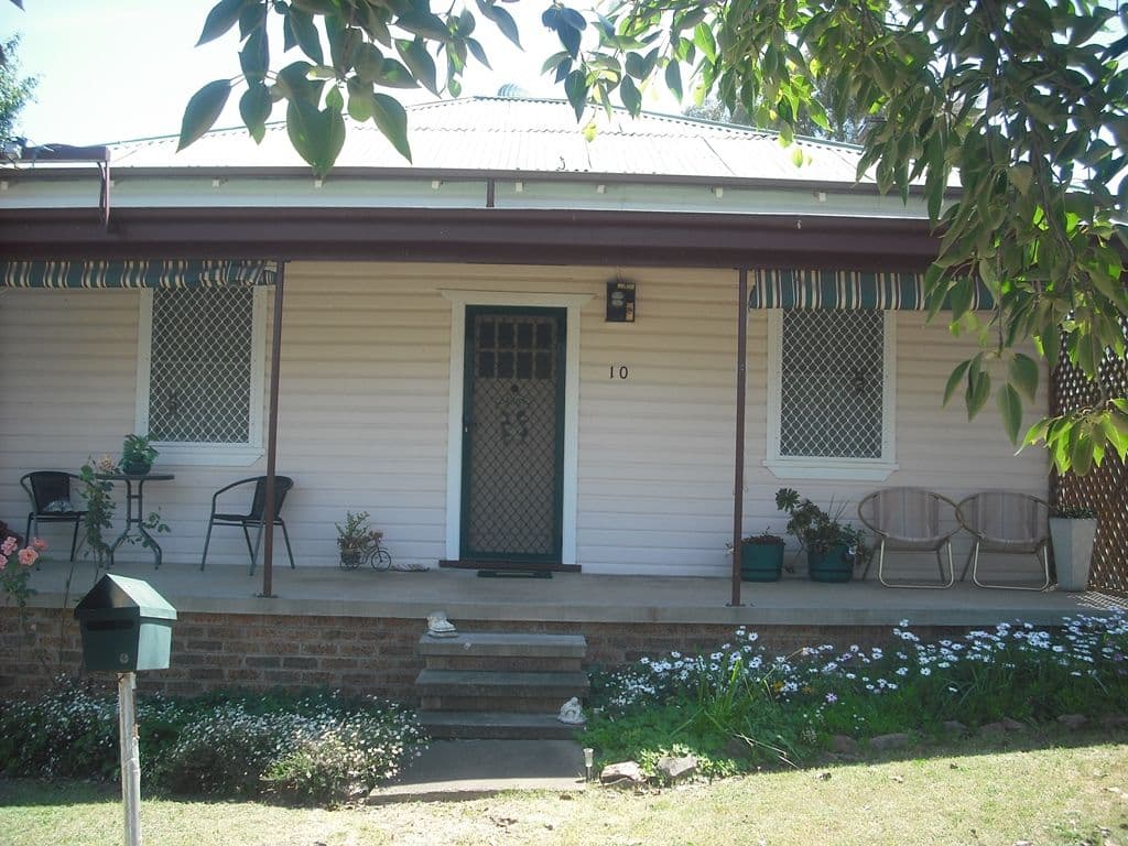 10 Poole Street, WERRIS CREEK NSW 2341, Werris Creek - Image 1