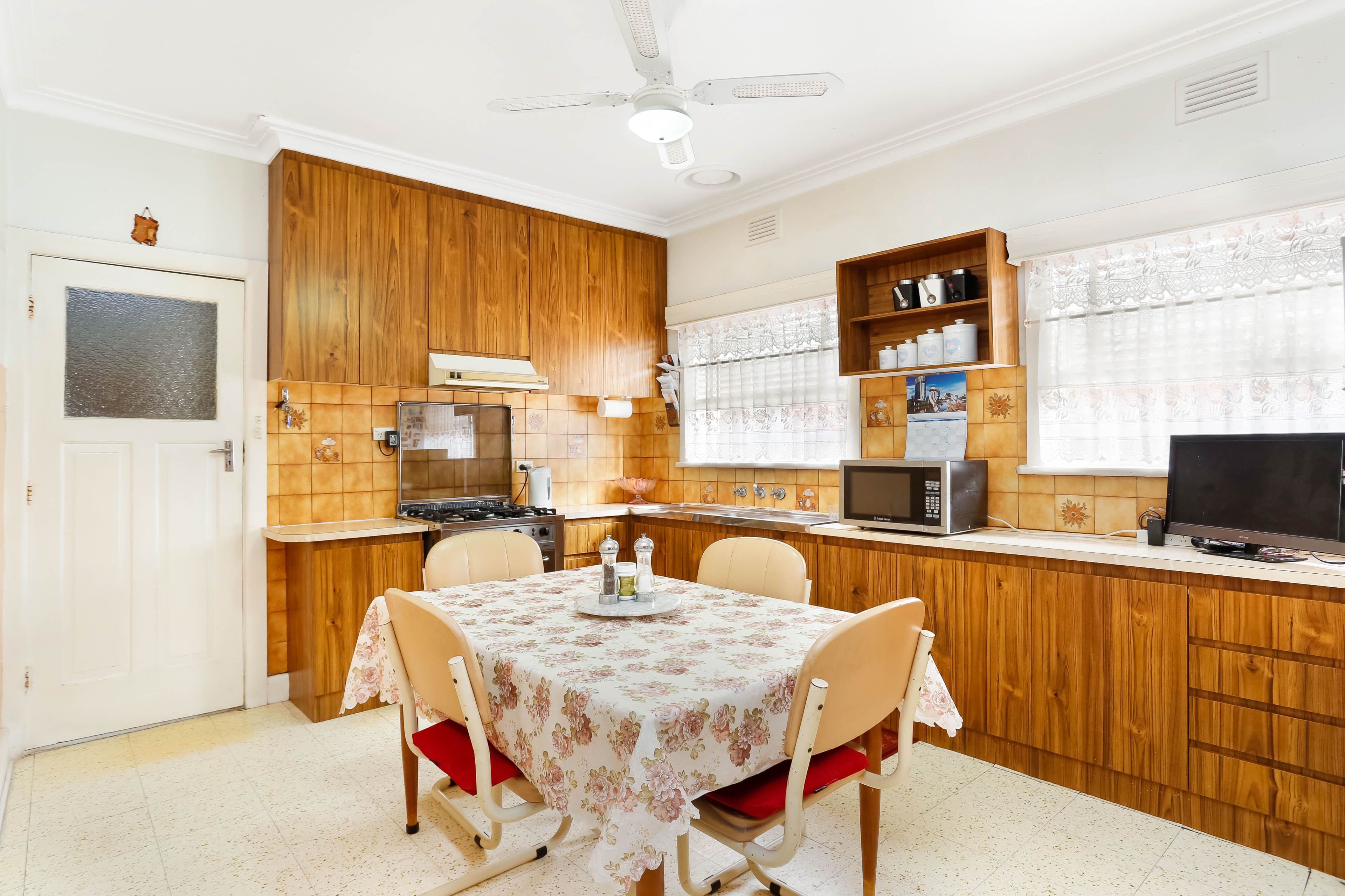 84 Isla Avenue, Glenroy VIC 3046, Glenroy - Thumbnail 8