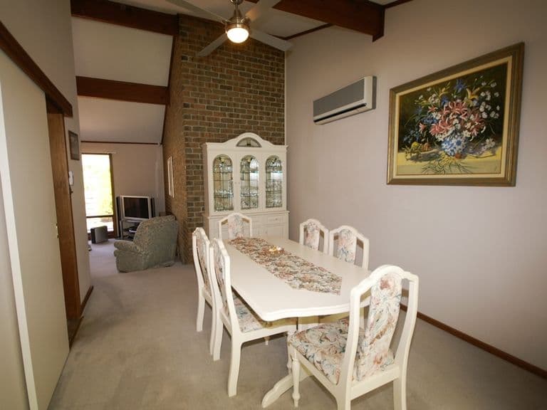 3 Burnbank Grove, ATHELSTONE SA 5076, Athelstone - Thumbnail 4