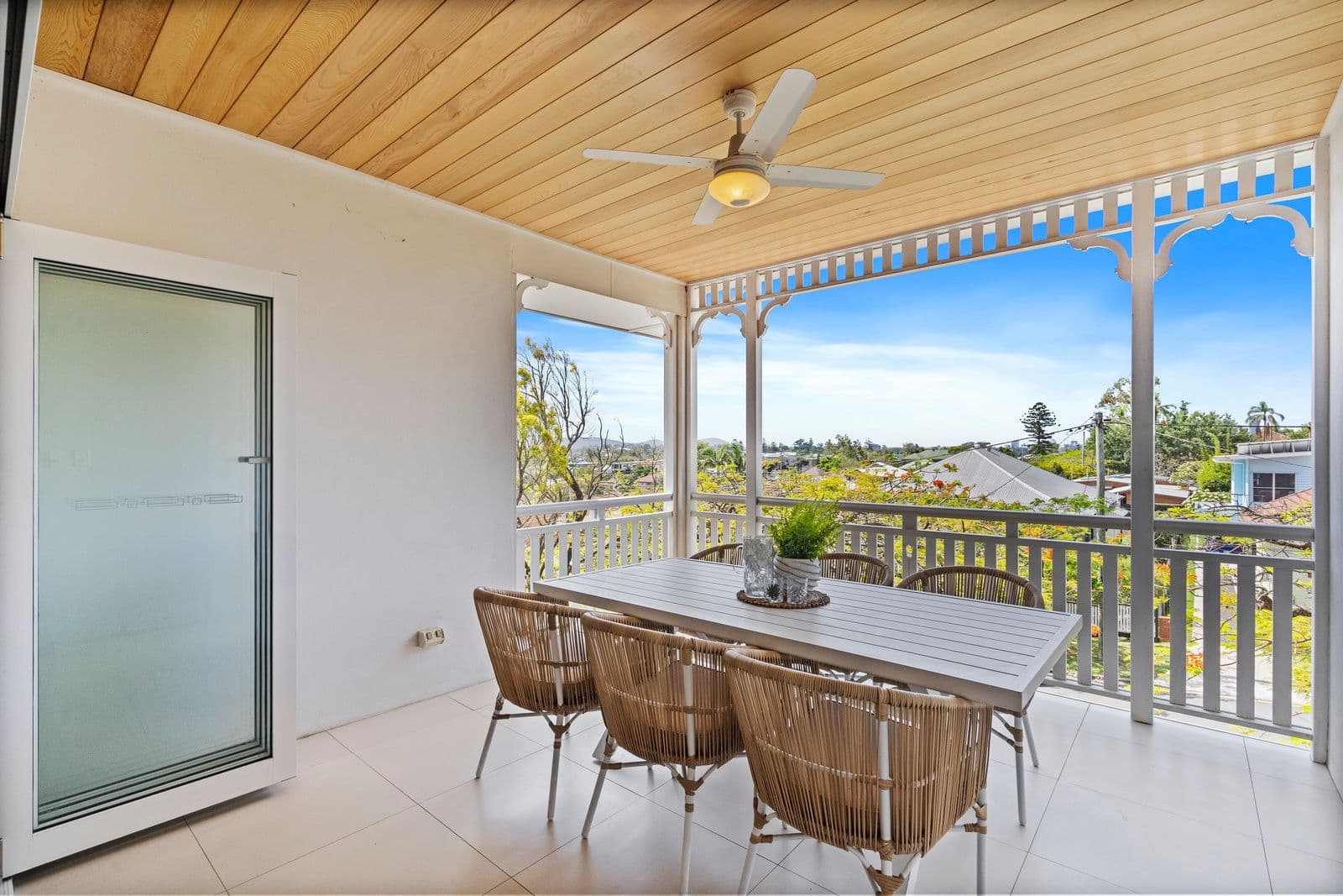 19 Stamford Street, Yeerongpilly QLD 4105, Yeerongpilly - Thumbnail 2