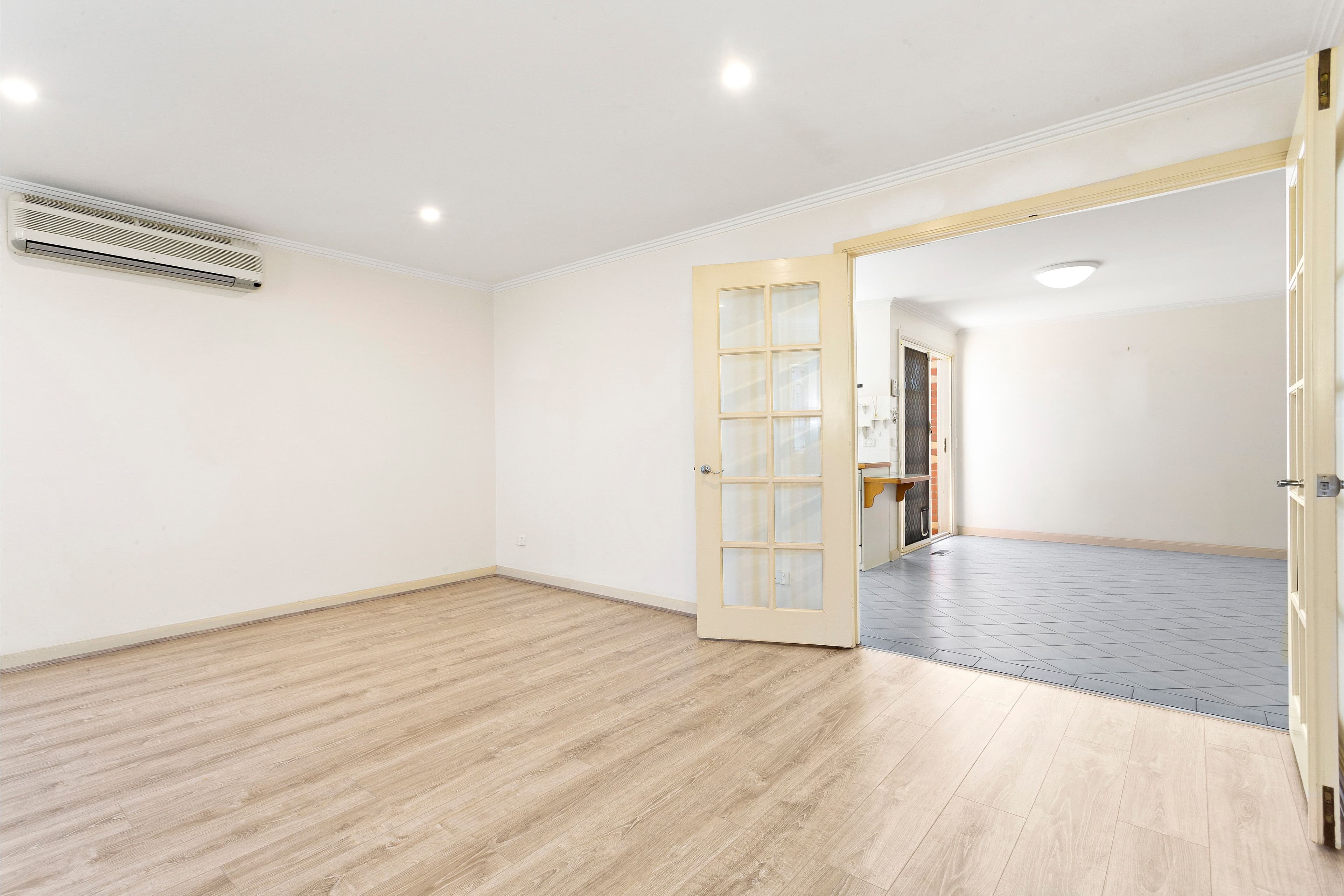 10 Dorman Court, Mill Park VIC 3082, Mill Park - Thumbnail 5