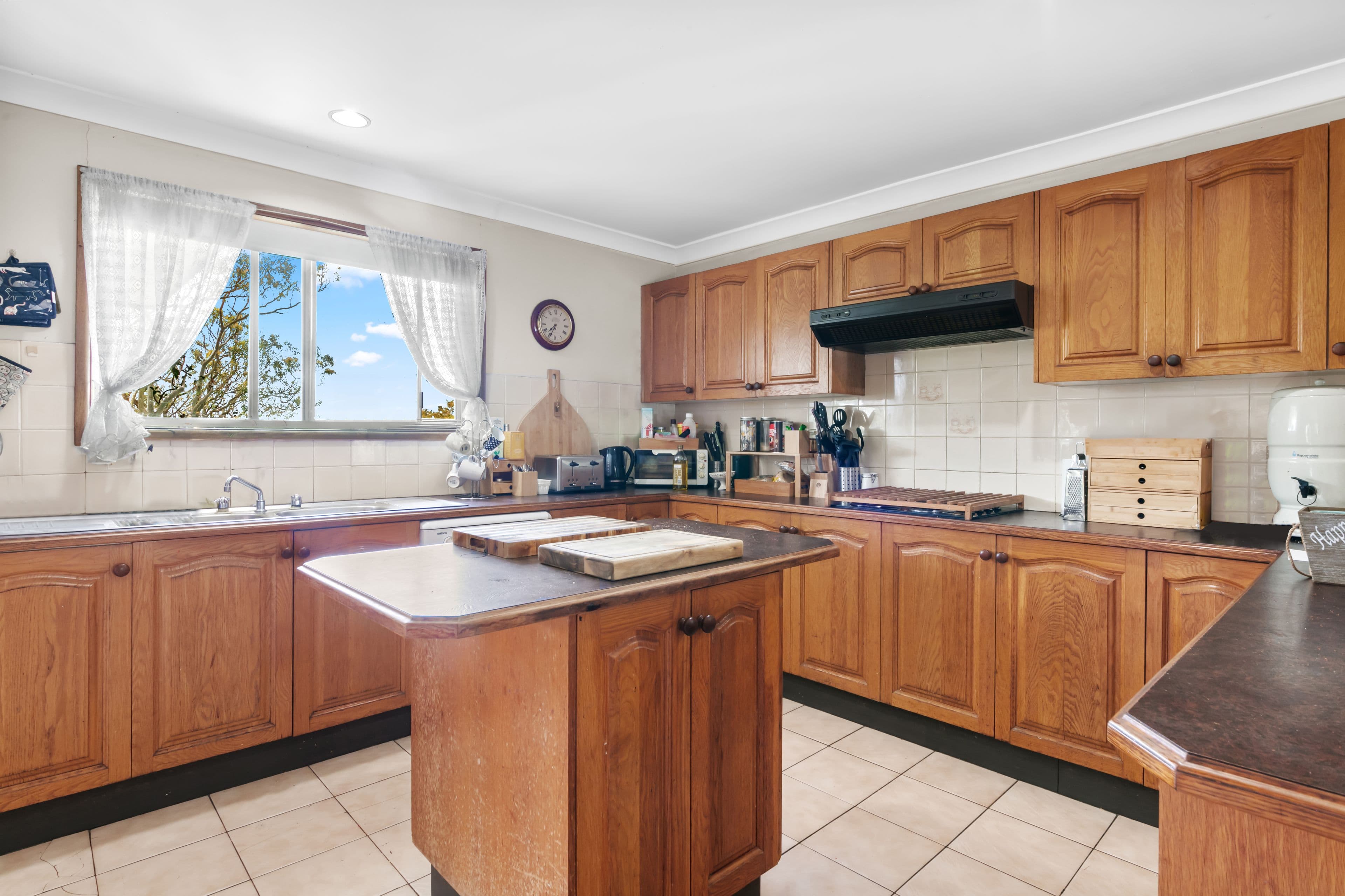 15 Grandview Parade, Gorokan NSW 2263, Gorokan - Thumbnail 2