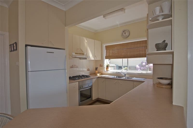 17 Joseph Street, WOONONA NSW 2517, Woonona - Thumbnail 4