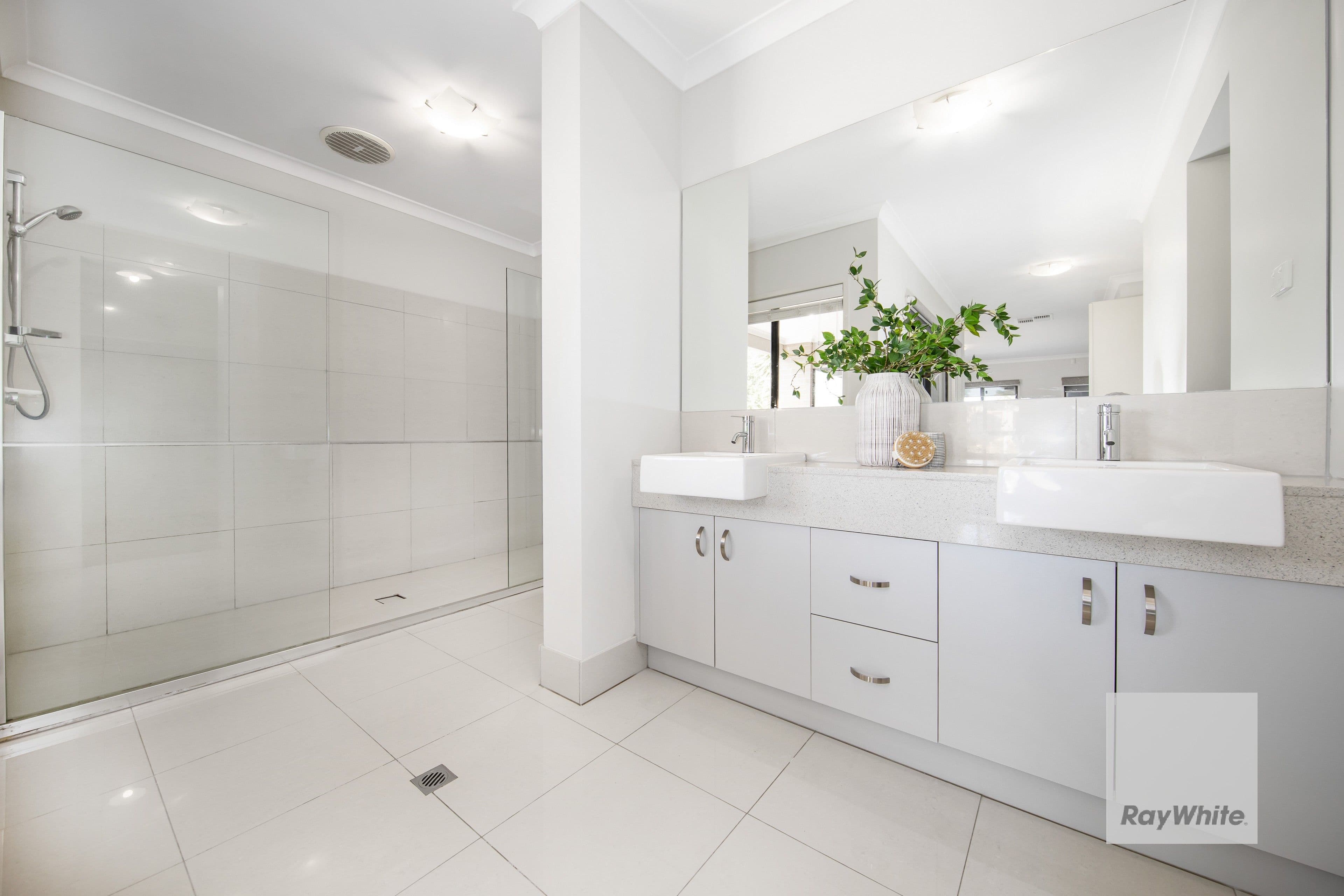 3 Balmain Circuit, Taylors Hill VIC 3037, Taylors Hill - Thumbnail 4