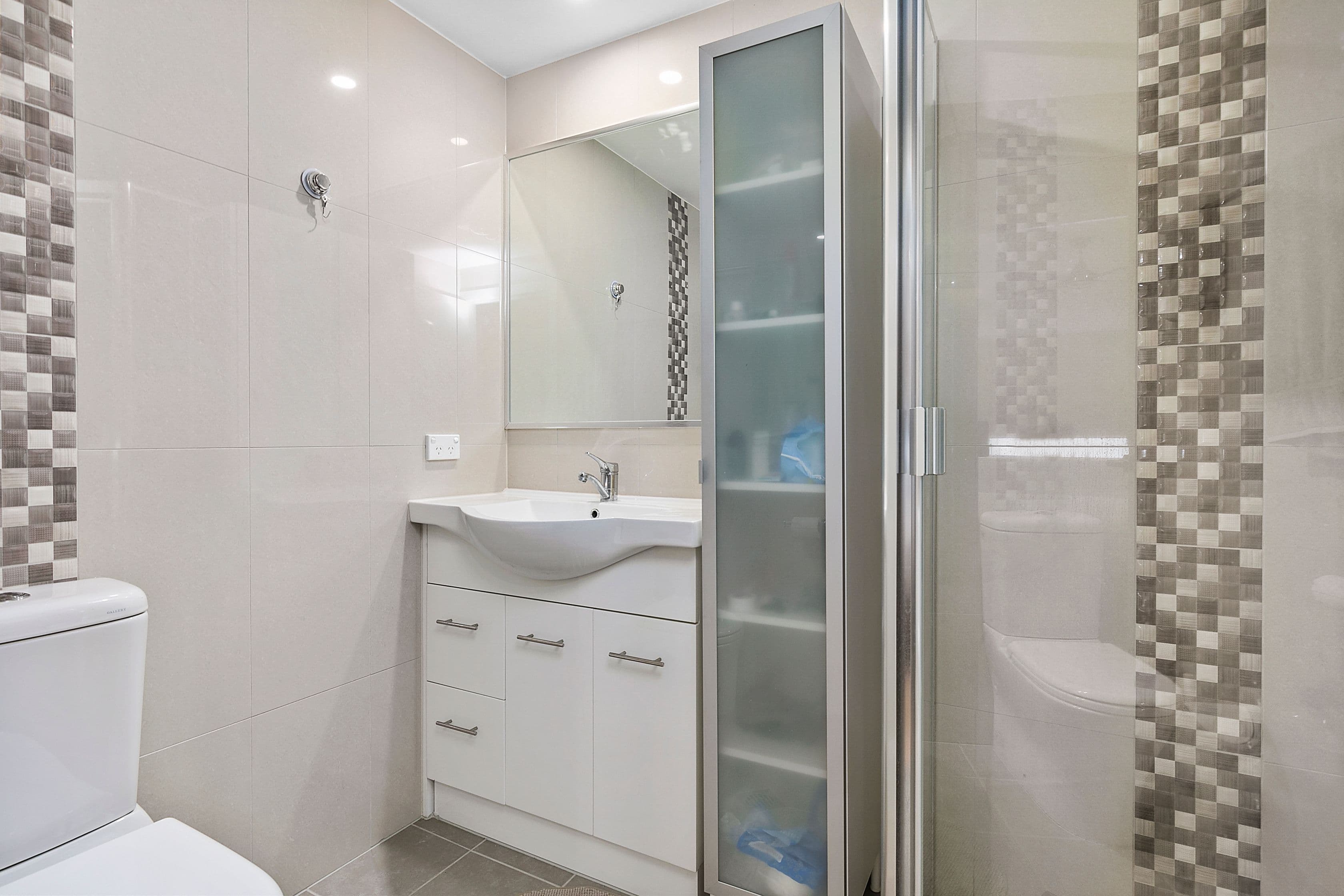 25 Birdwood Road, Holland Park West QLD 4121, Holland Park West - Thumbnail 6