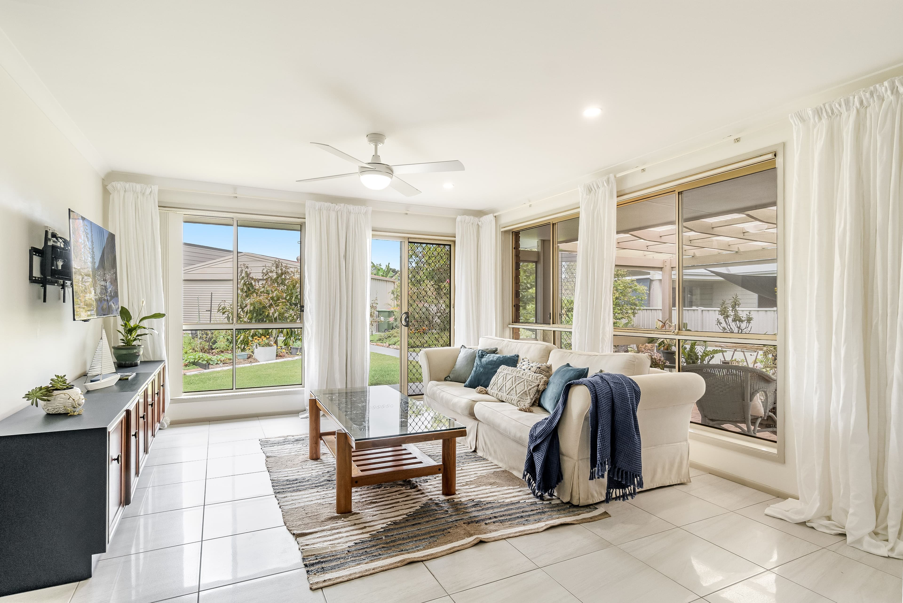 11 Parkview Crescent, Yamba NSW 2464, Yamba - Thumbnail 3