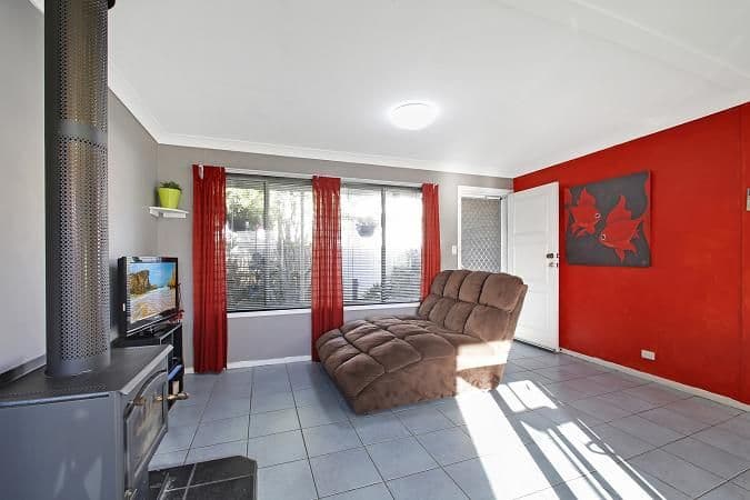 92 Glenelg Street, Goulburn NSW 2580, Goulburn - Thumbnail 5