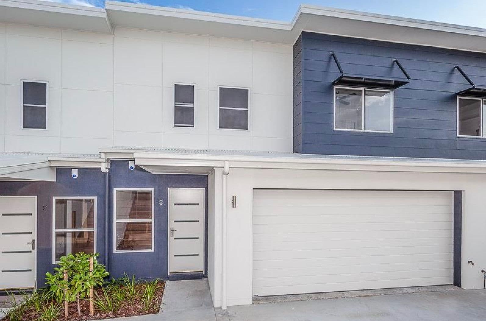 15 Landsborough Avenue, Scarborough QLD 4020, Scarborough - Thumbnail 2