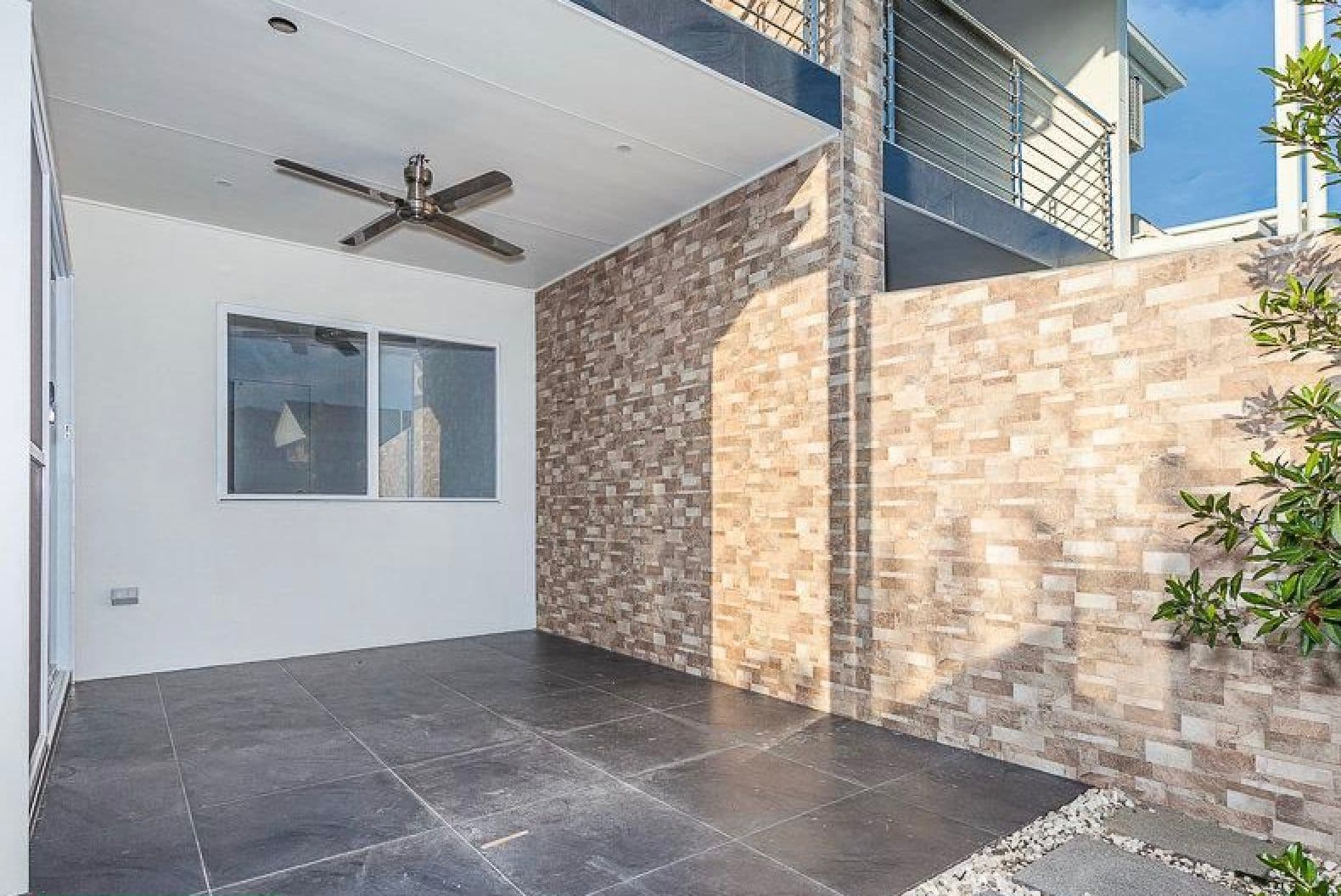 15 Landsborough Avenue, Scarborough QLD 4020, Scarborough - Thumbnail 7