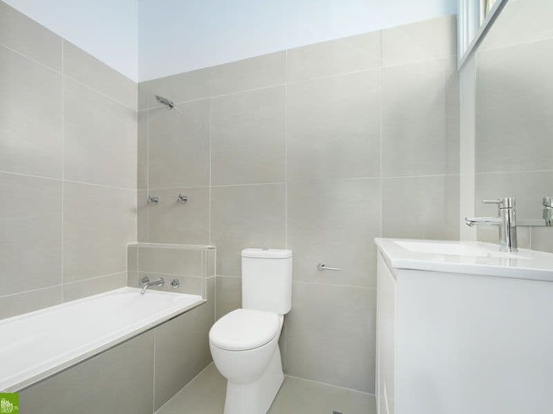 5 Dumfries Avenue, Mount Ousley - Thumbnail 8