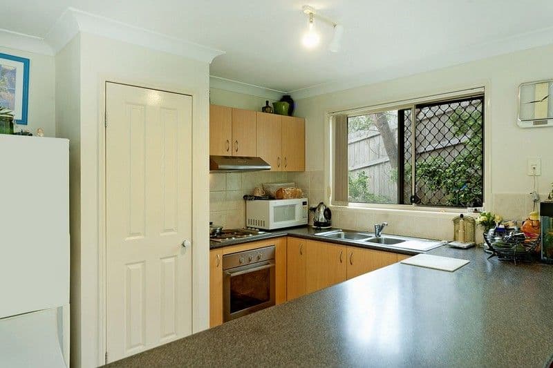 71 Forest Oak Drive, UPPER COOMERA QLD 4209, Upper Coomera - Thumbnail 4