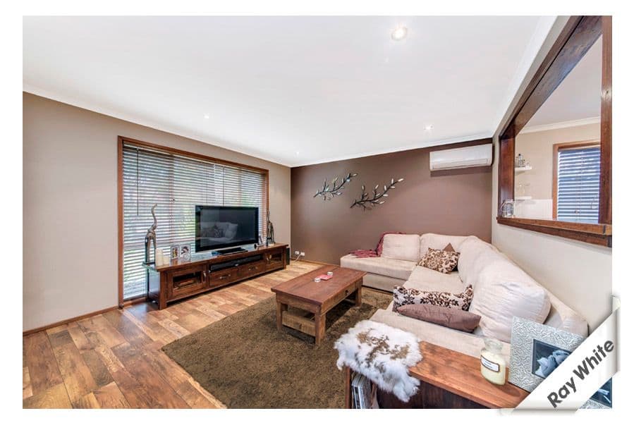 28 Fink Crescent, Calwell ACT 2905, Calwell - Thumbnail 4