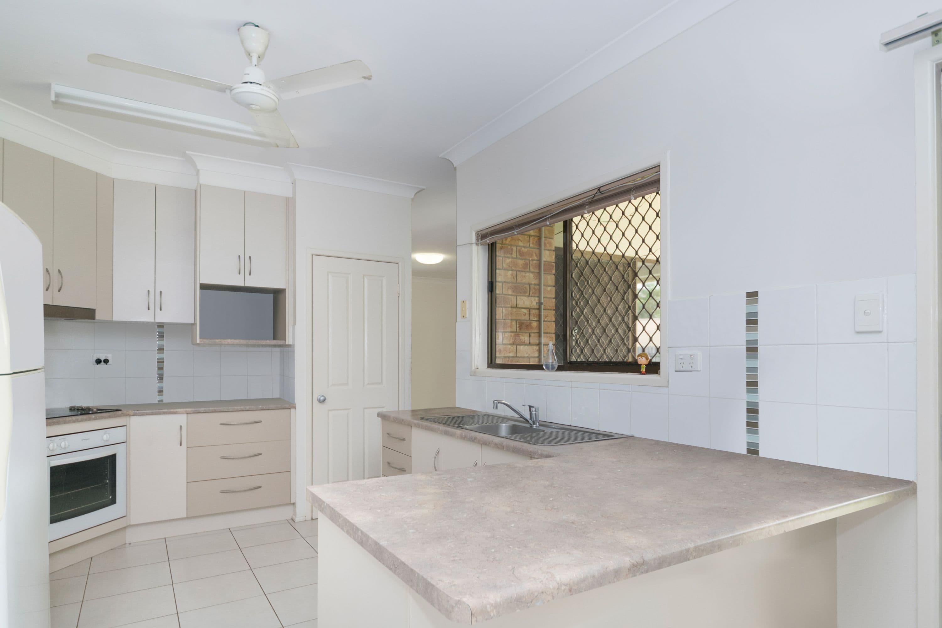 11 Montserrat Court, Kirwan QLD 4817, Kirwan - Thumbnail 3
